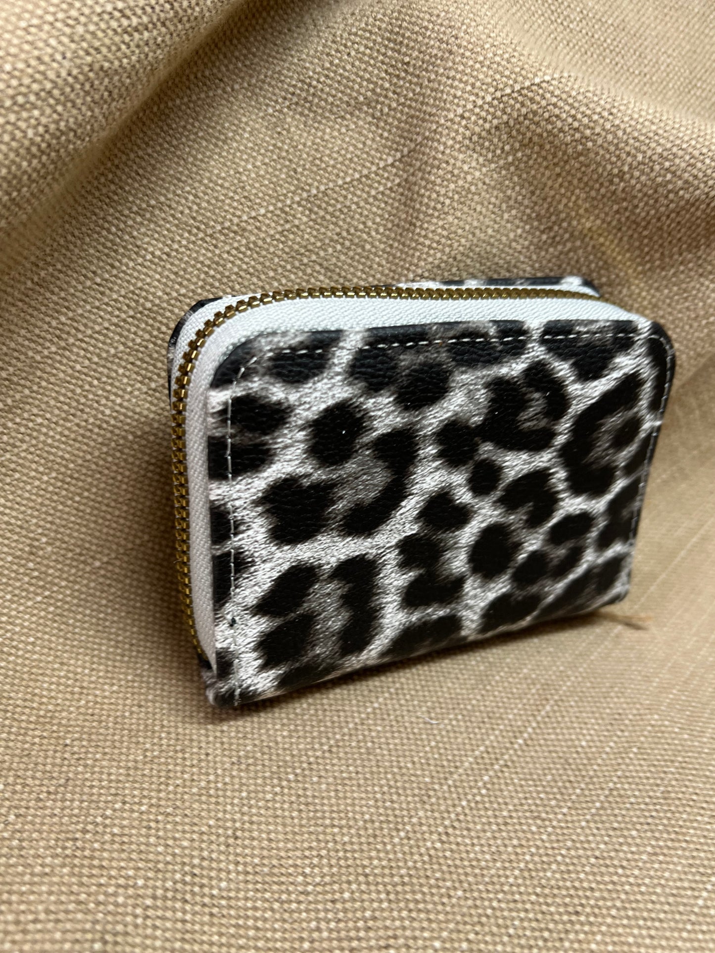 Card Holder Purse - Grey Leopard