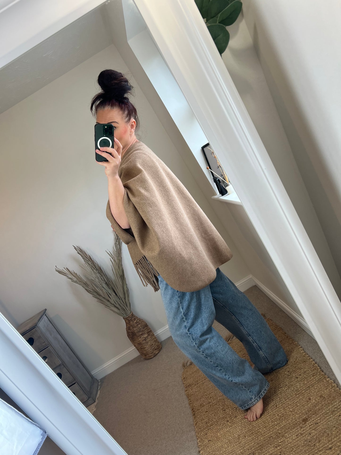 Knotted Cape - Beige