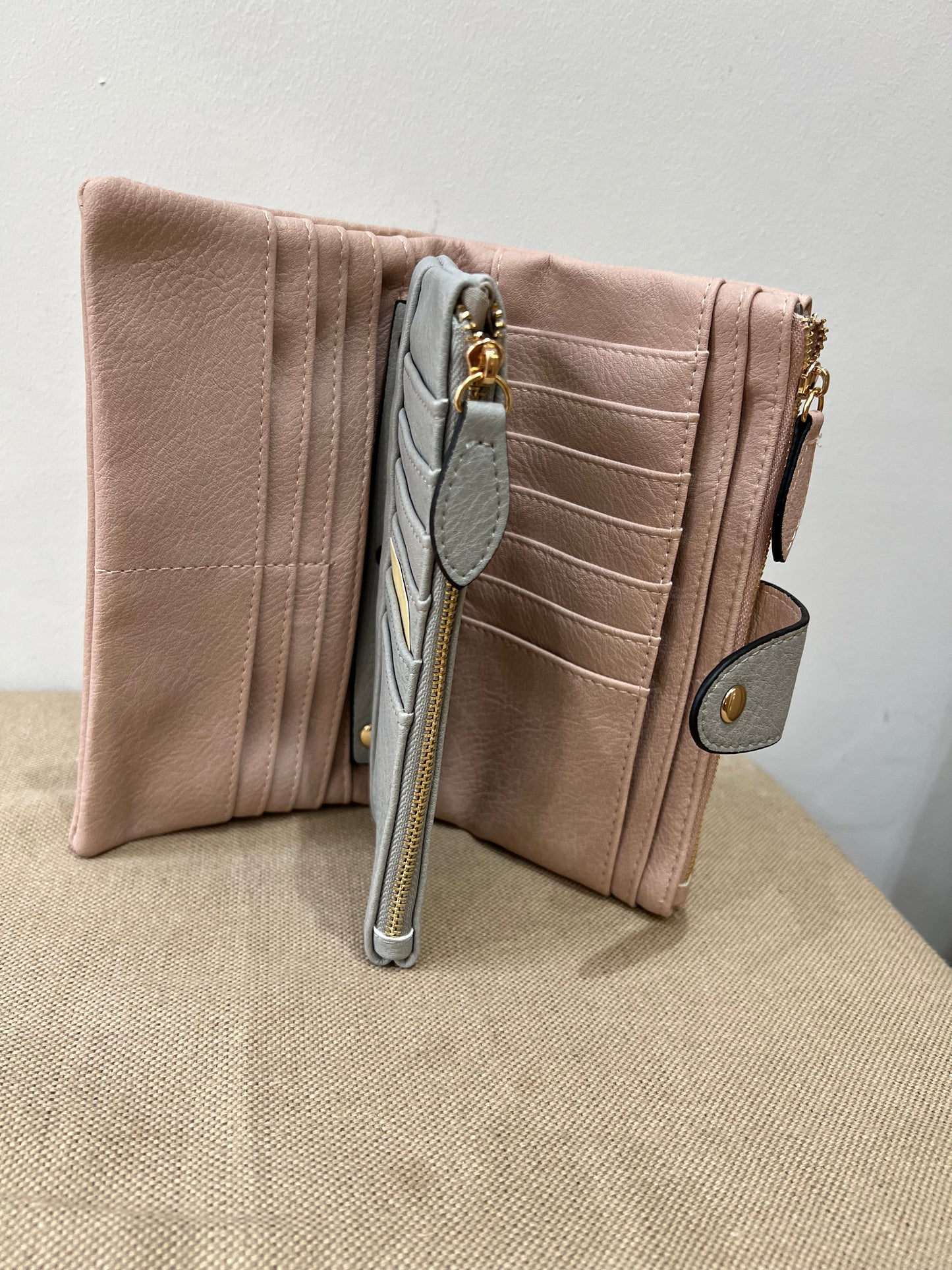 All-In-One Purse - Pink/Grey