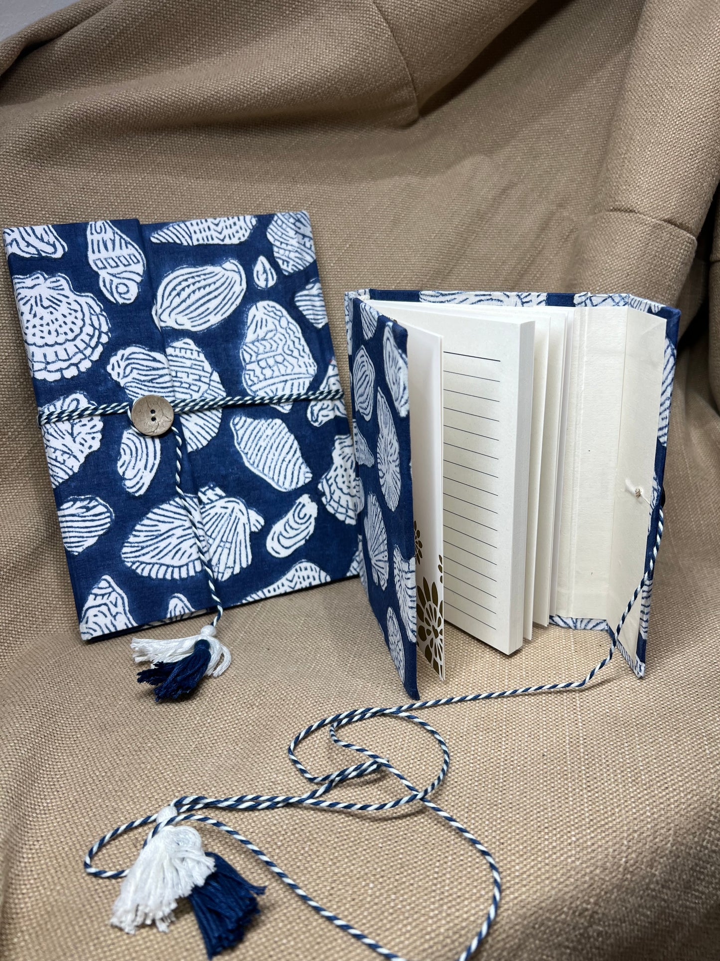 (Notebook (2 Sizes) - Seashells