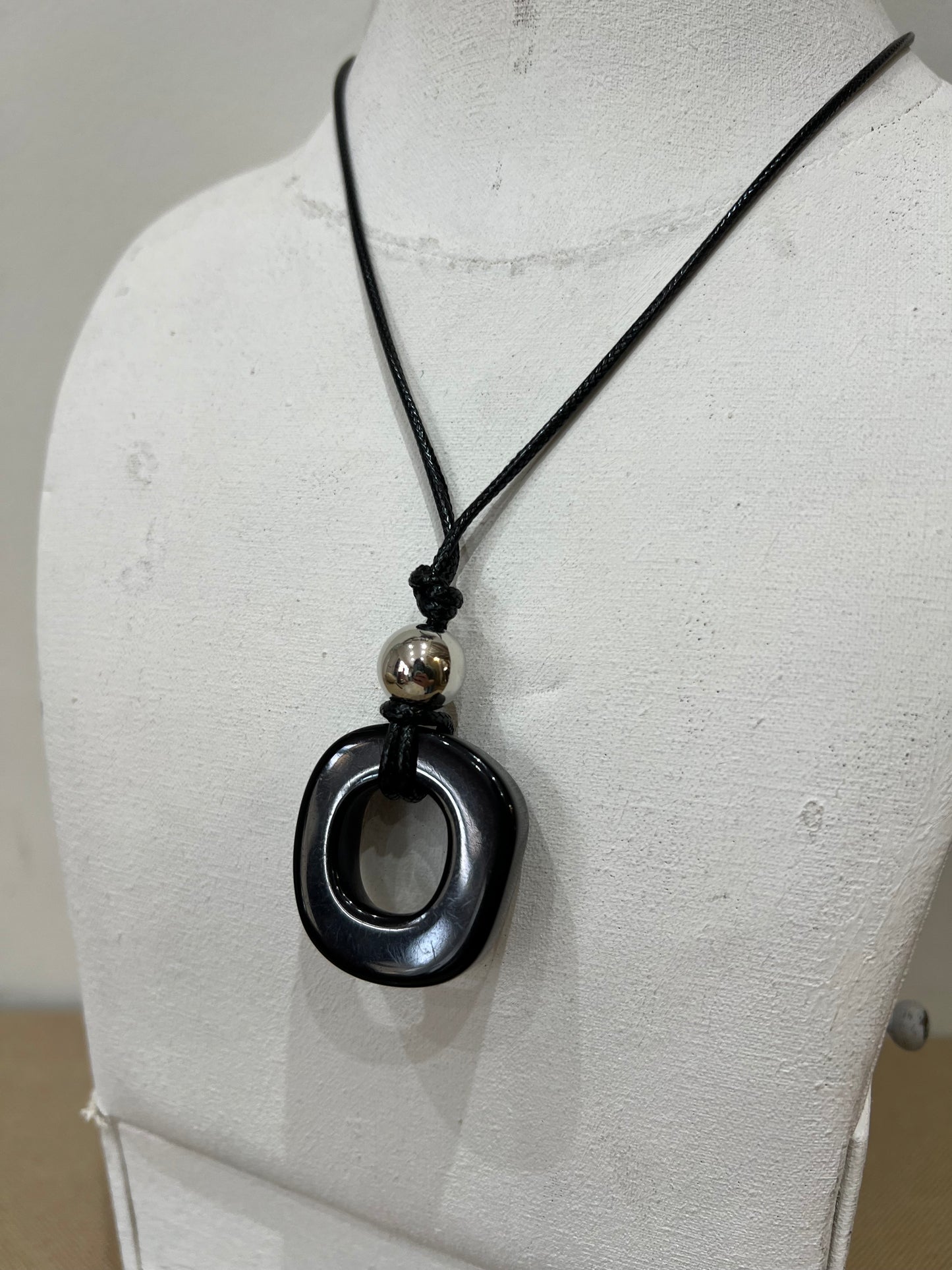 Necklace - Black