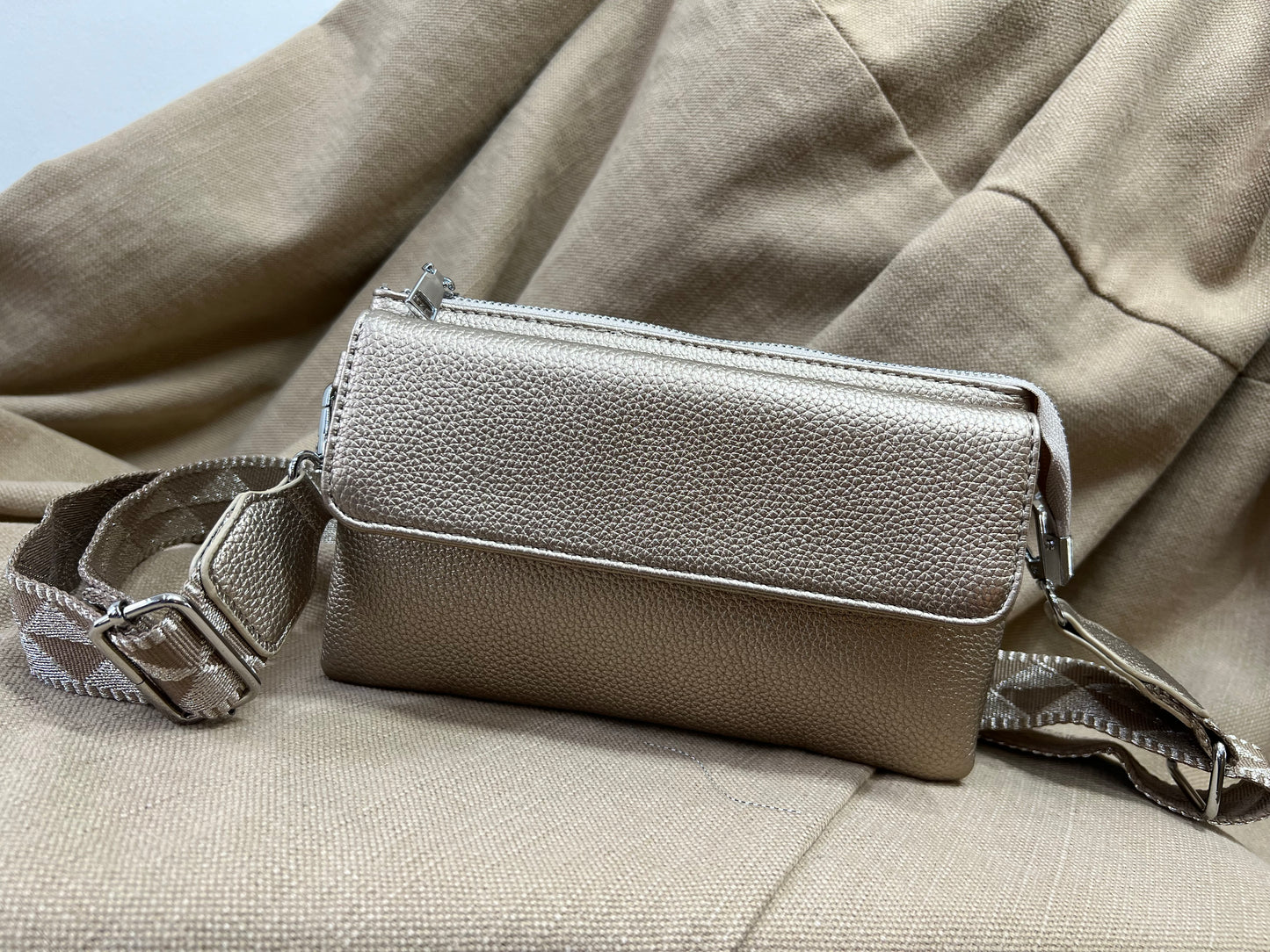 Crossbody Bag - Gold