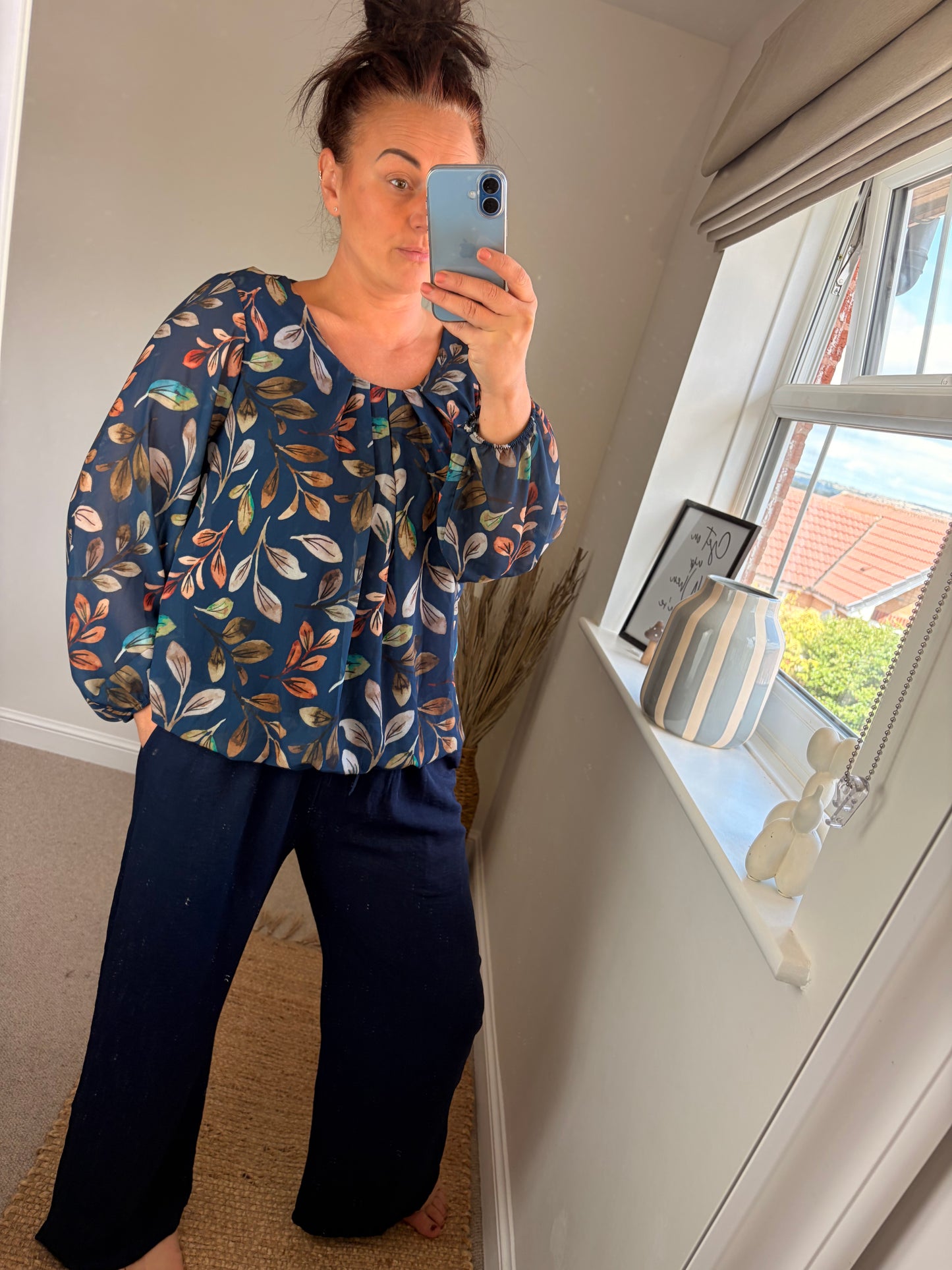 Bubble Hem Leaf Top - Navy