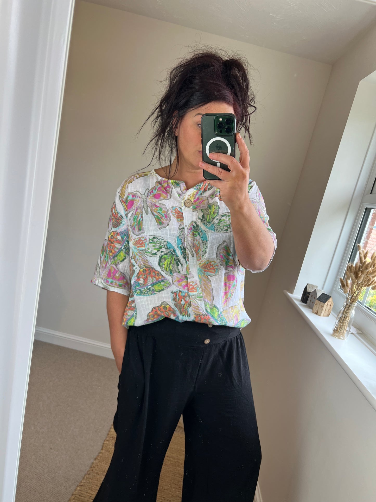 One Button Butterfly Top - White