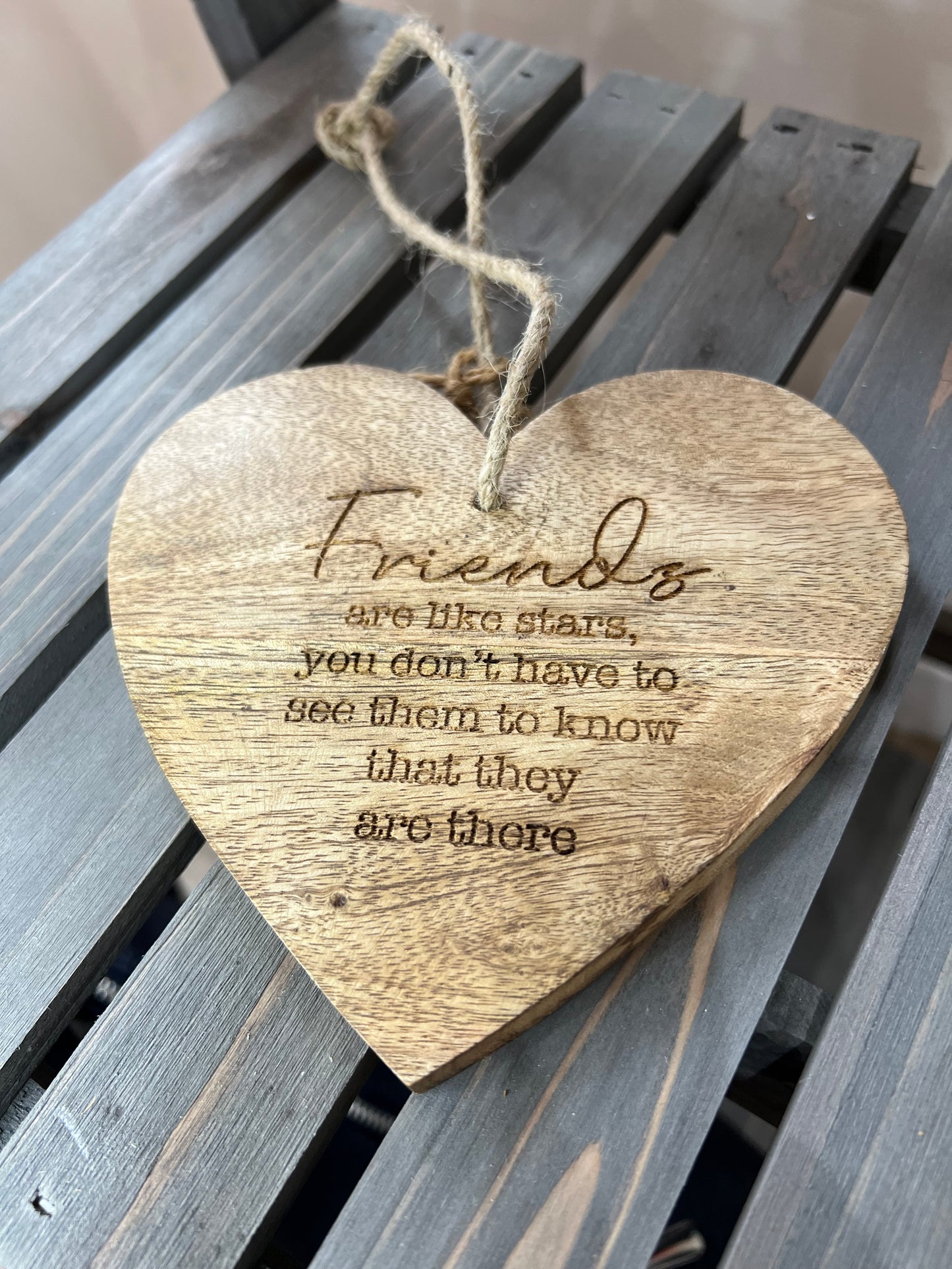 Hanging Heart Sign - Friends Are Like Stars