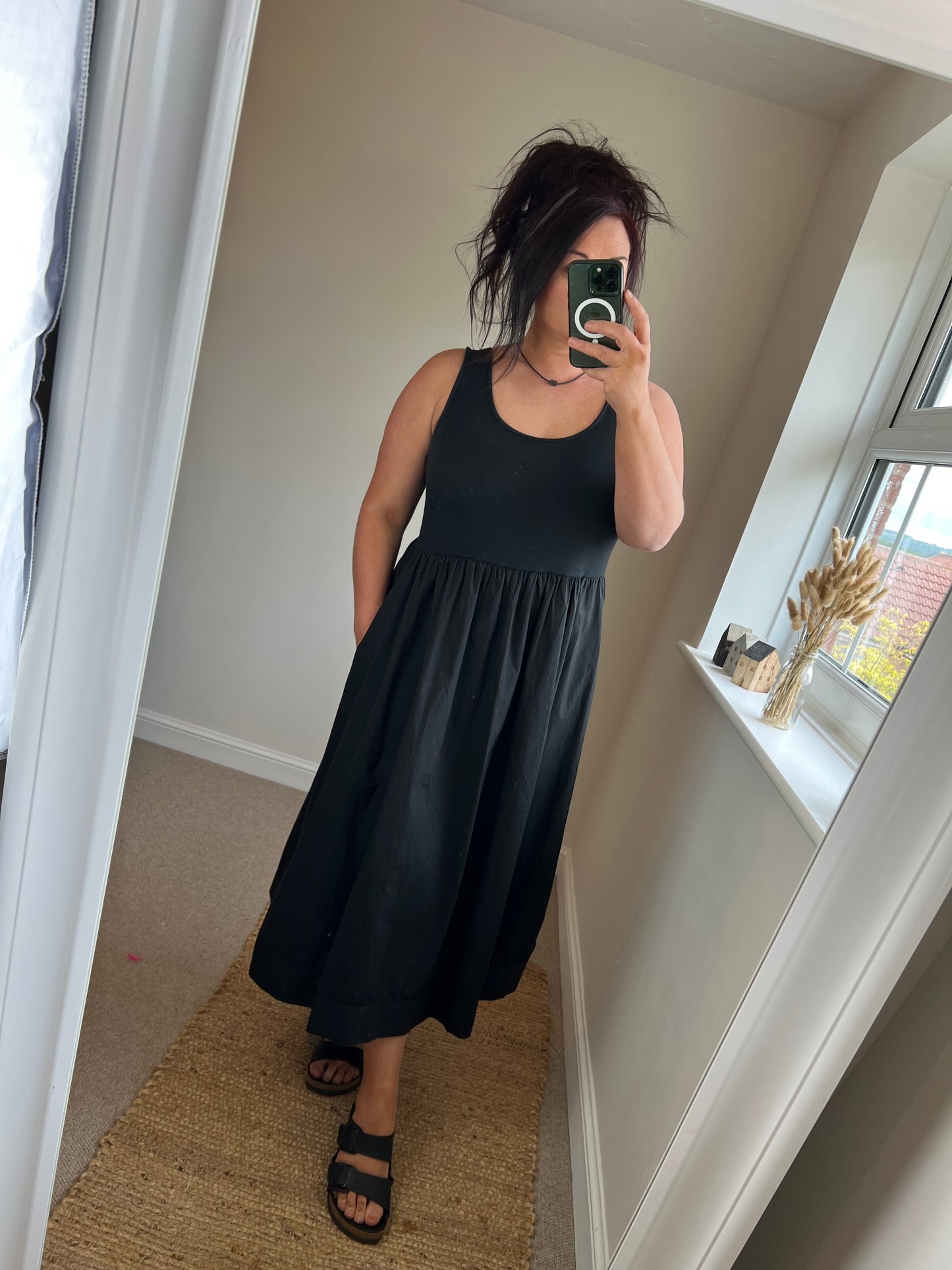 Fit & Flare Midi Sleeveless Dress with Pockets - Black