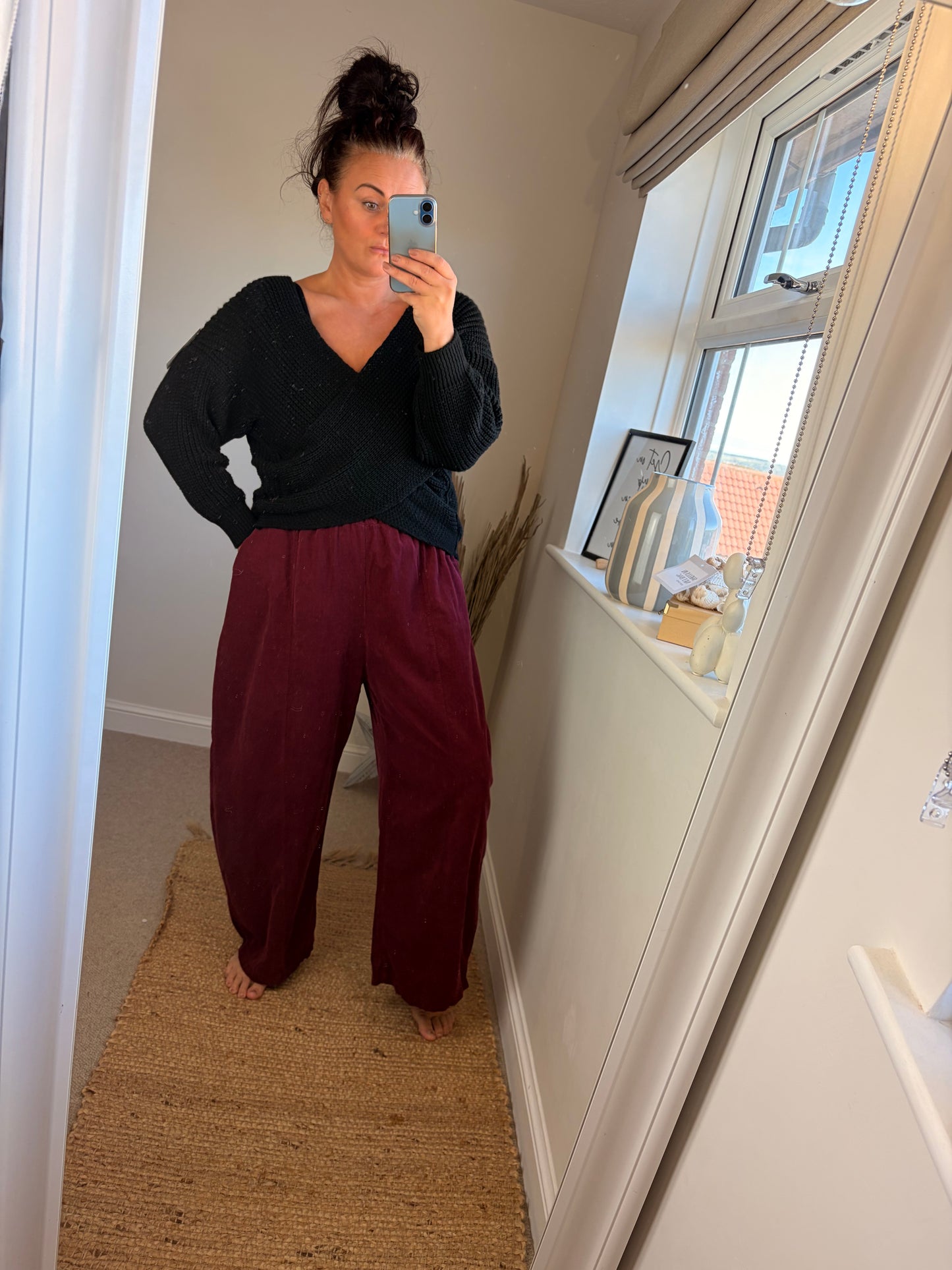 Needle Cord Barrel Leg Trousers - Wine