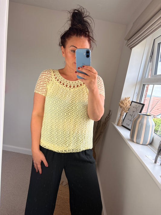 Circle Bubble Hem Top - Lemon