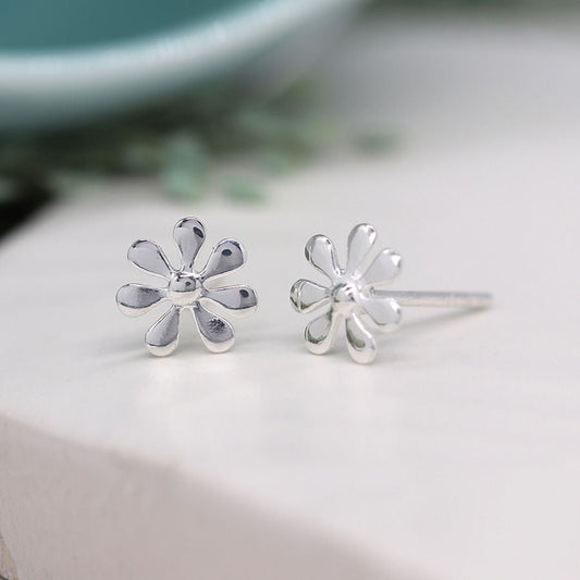Peace Of Mind - Sterling Silver Daisy Studs