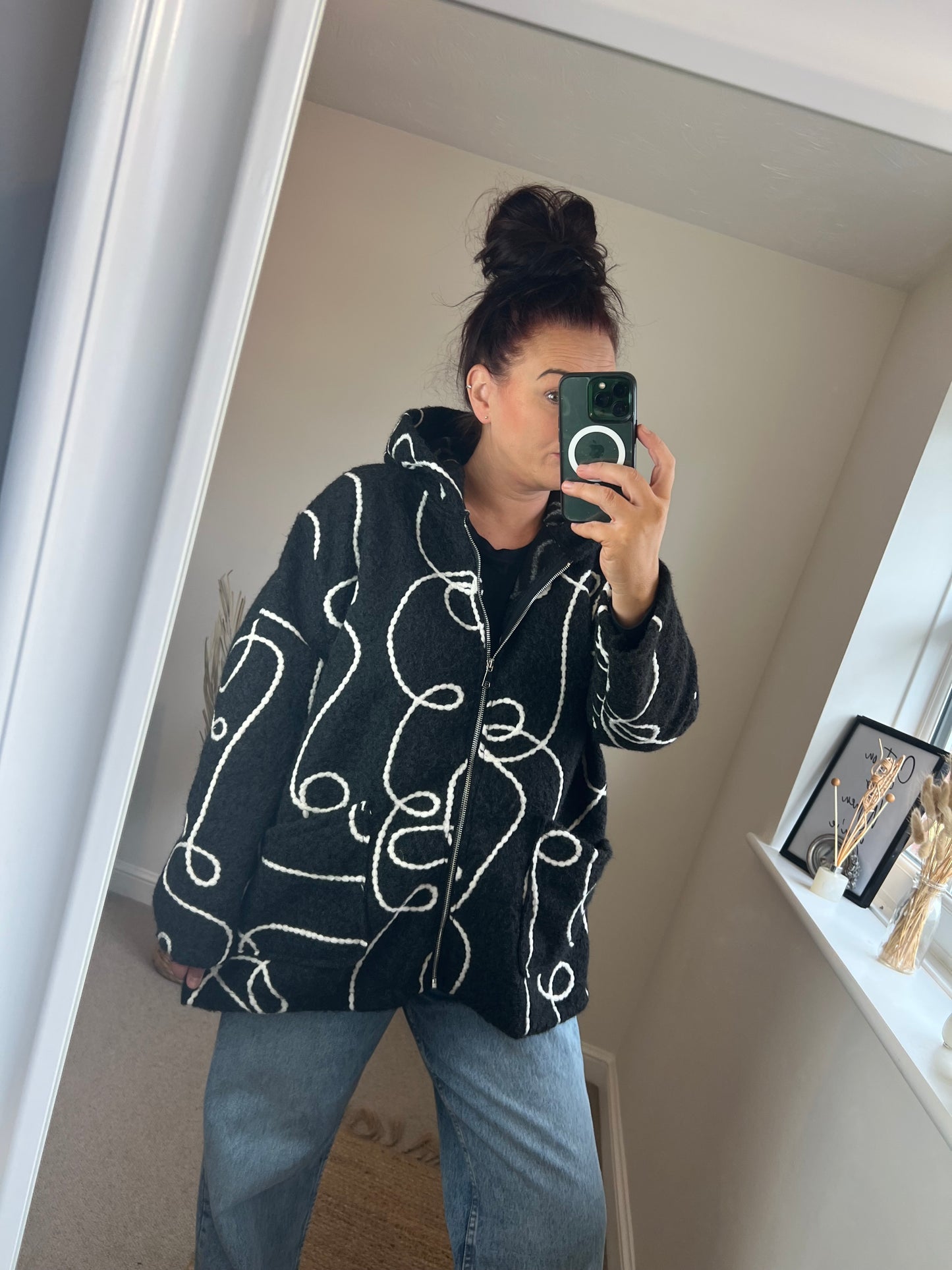 Hooded Embroidered Jacket - Black