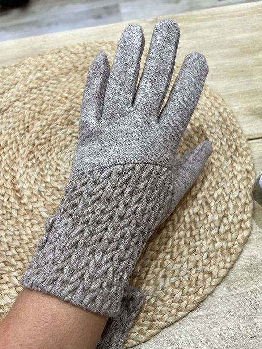 Cable Gloves with Touch Screen Finger - Oatmeal