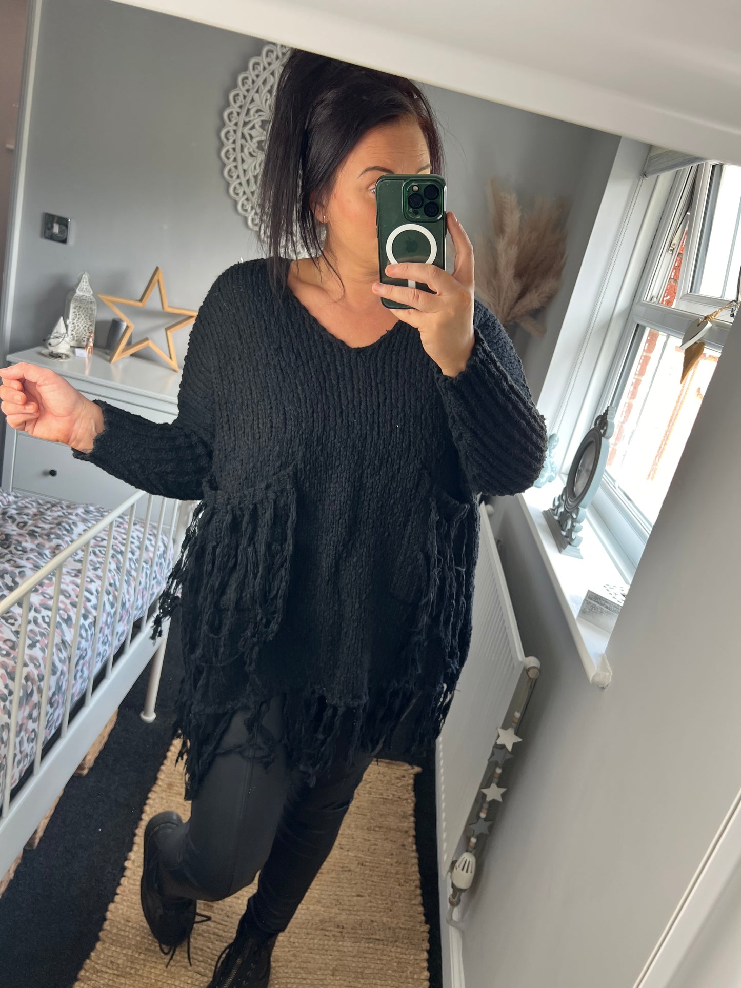 Chunky Knit Tassel Jumper - Black