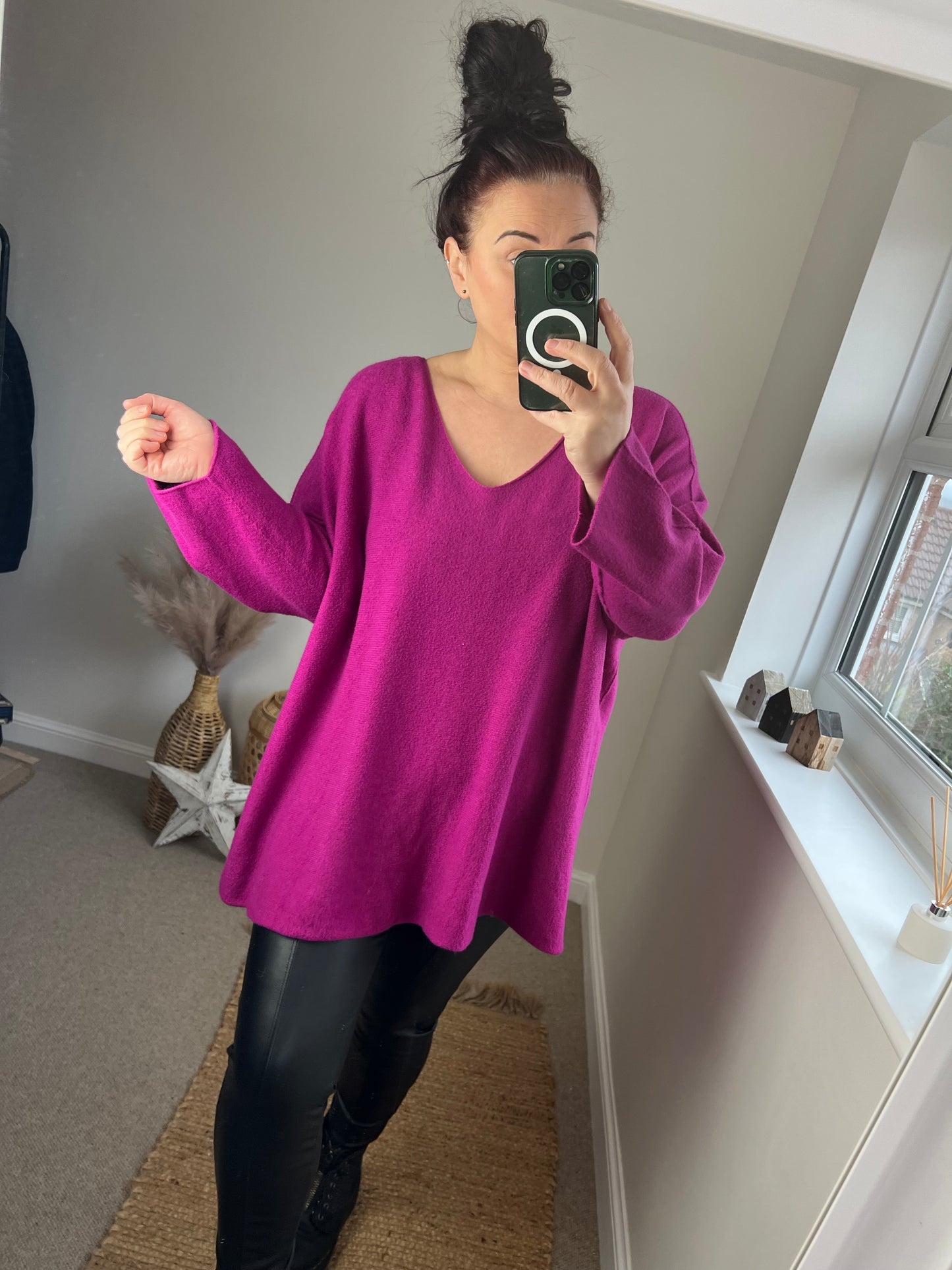 Soft Knit V Jumper - Magenta