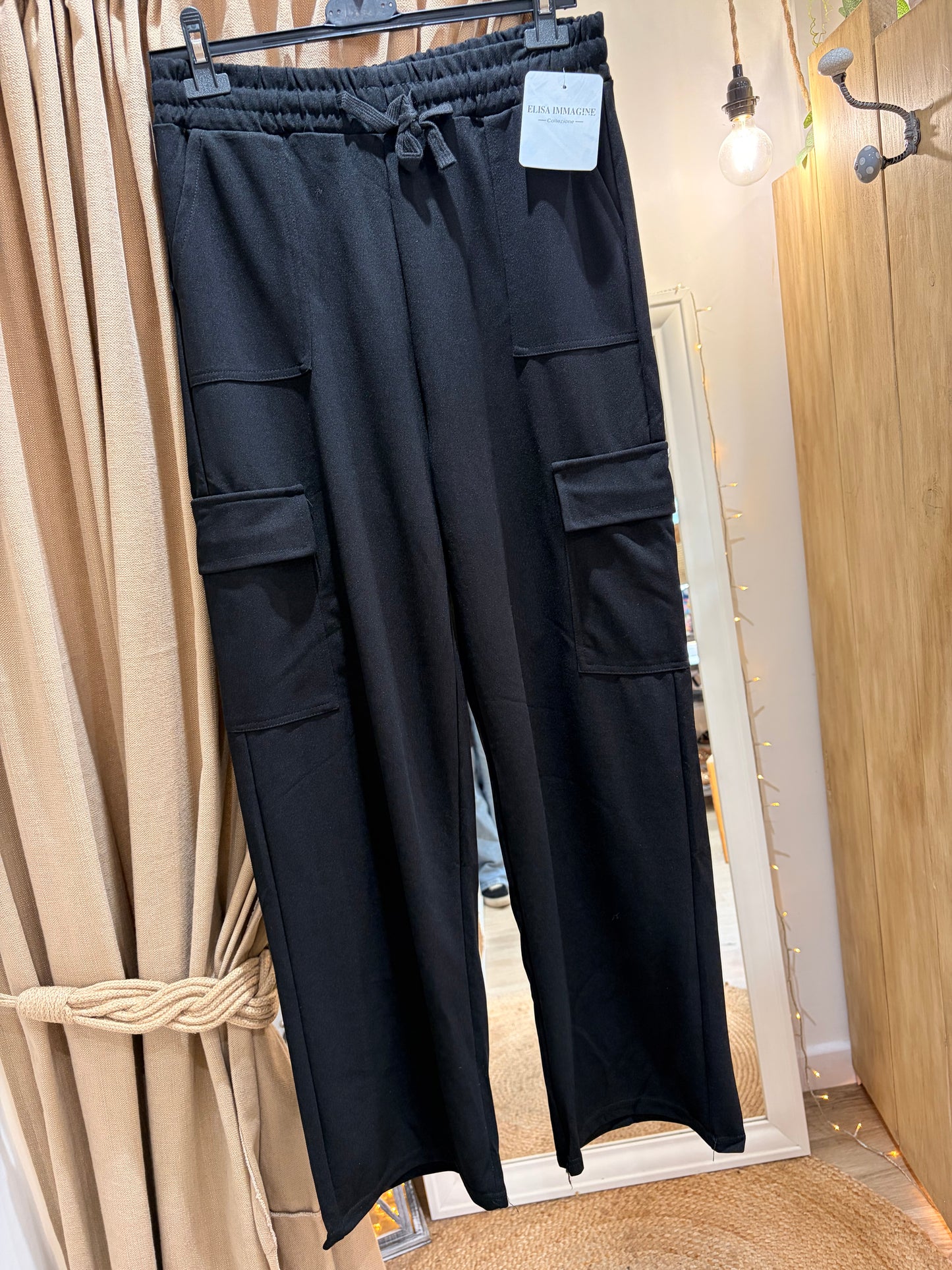 Straight Leg Cargo Trousers - Black