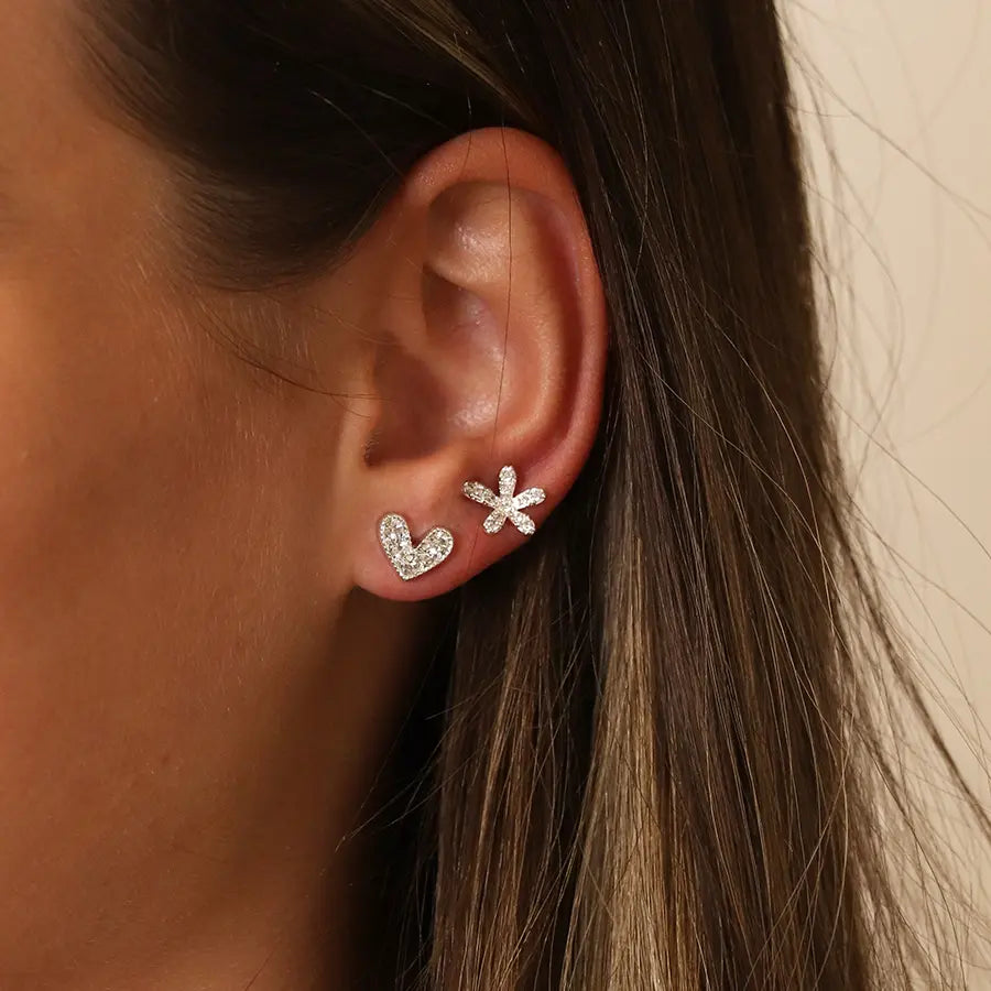 Peace of Mind - Silver Plated Crystal Heart Studs