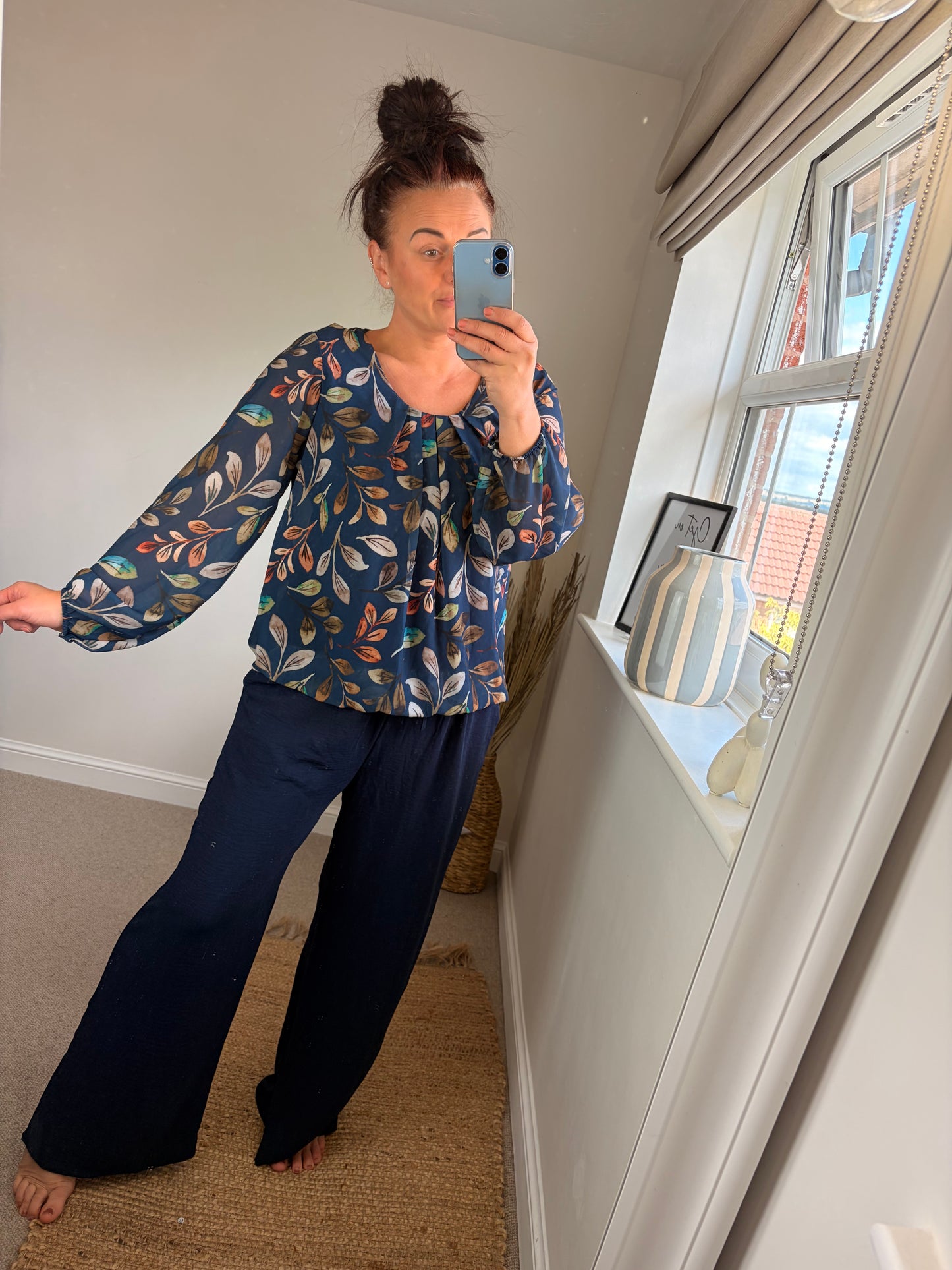 Bubble Hem Leaf Top - Navy