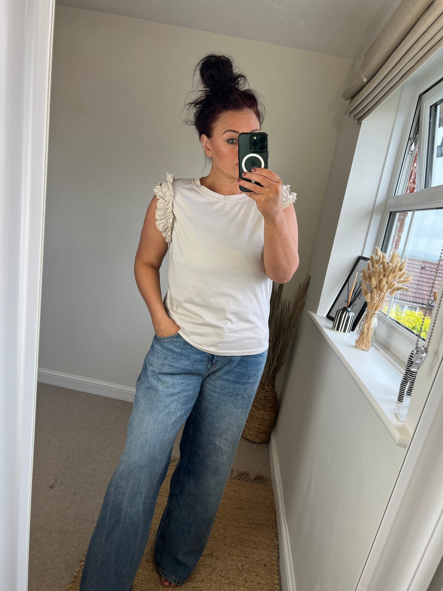 Ruffle Sleeve Tshirt - Beige