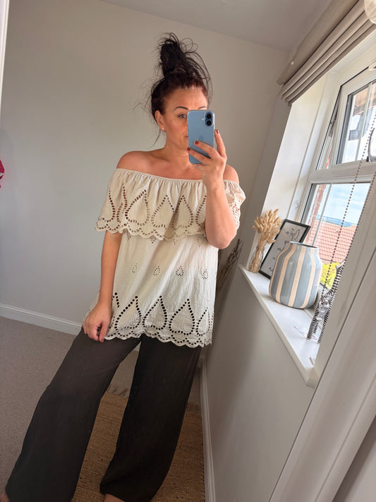 Broderie Anglaise Bardot Top - Beige