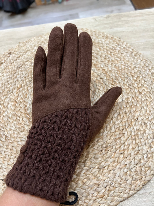 Cable Gloves with Touch Screen Finger - Chocolate