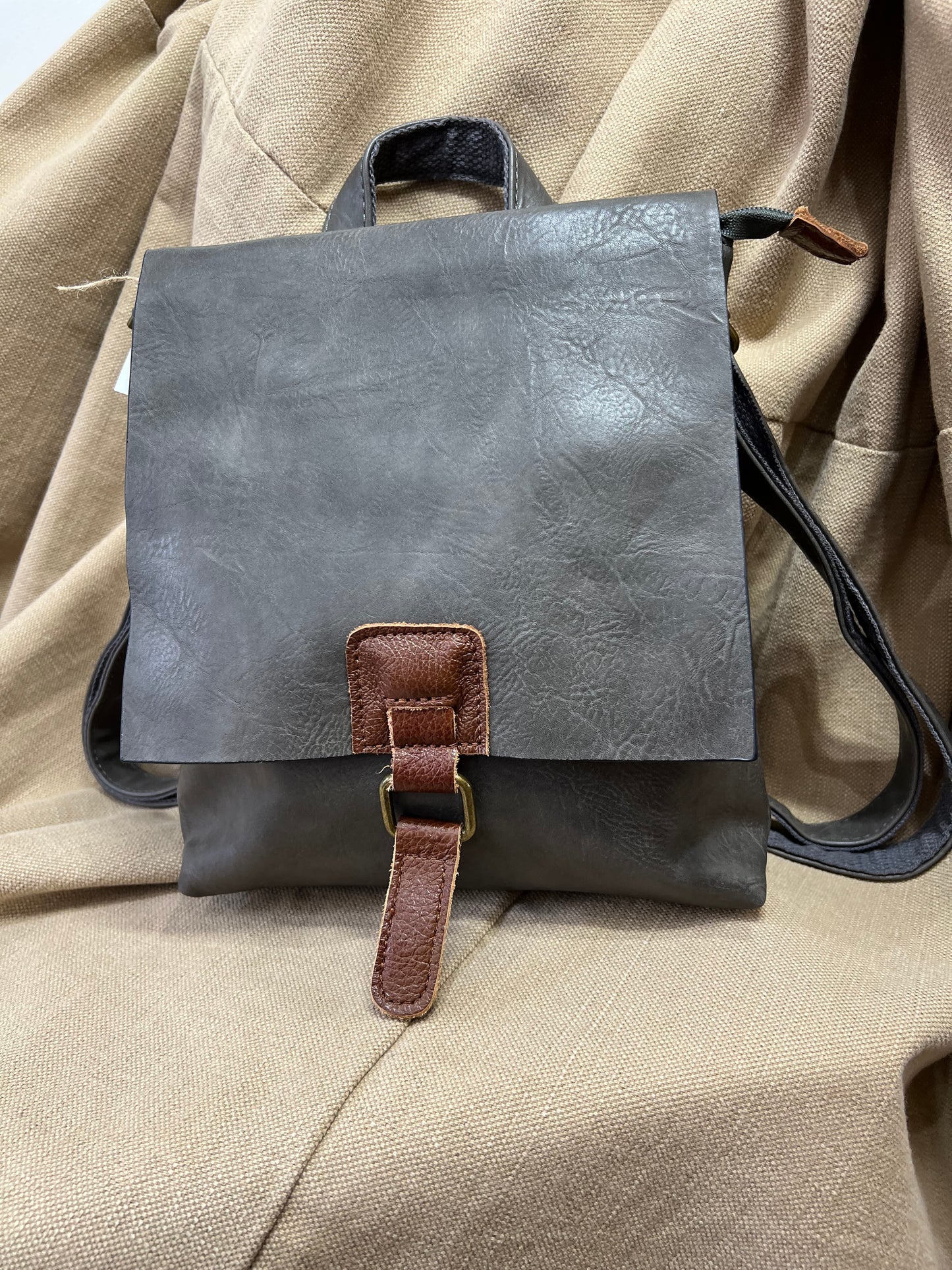 Small Rucksack - Grey