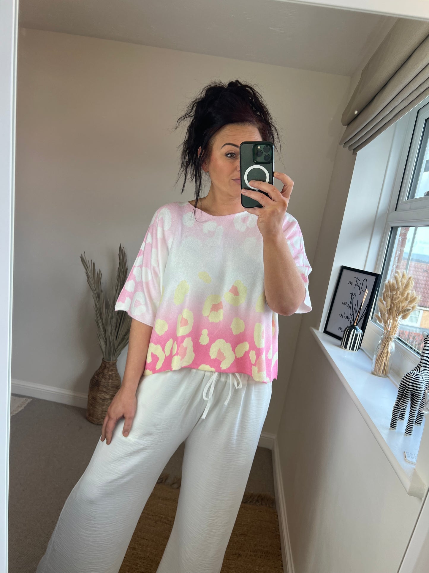 Cropped Sleeve Fine Knit Jumper - Leopard Pink