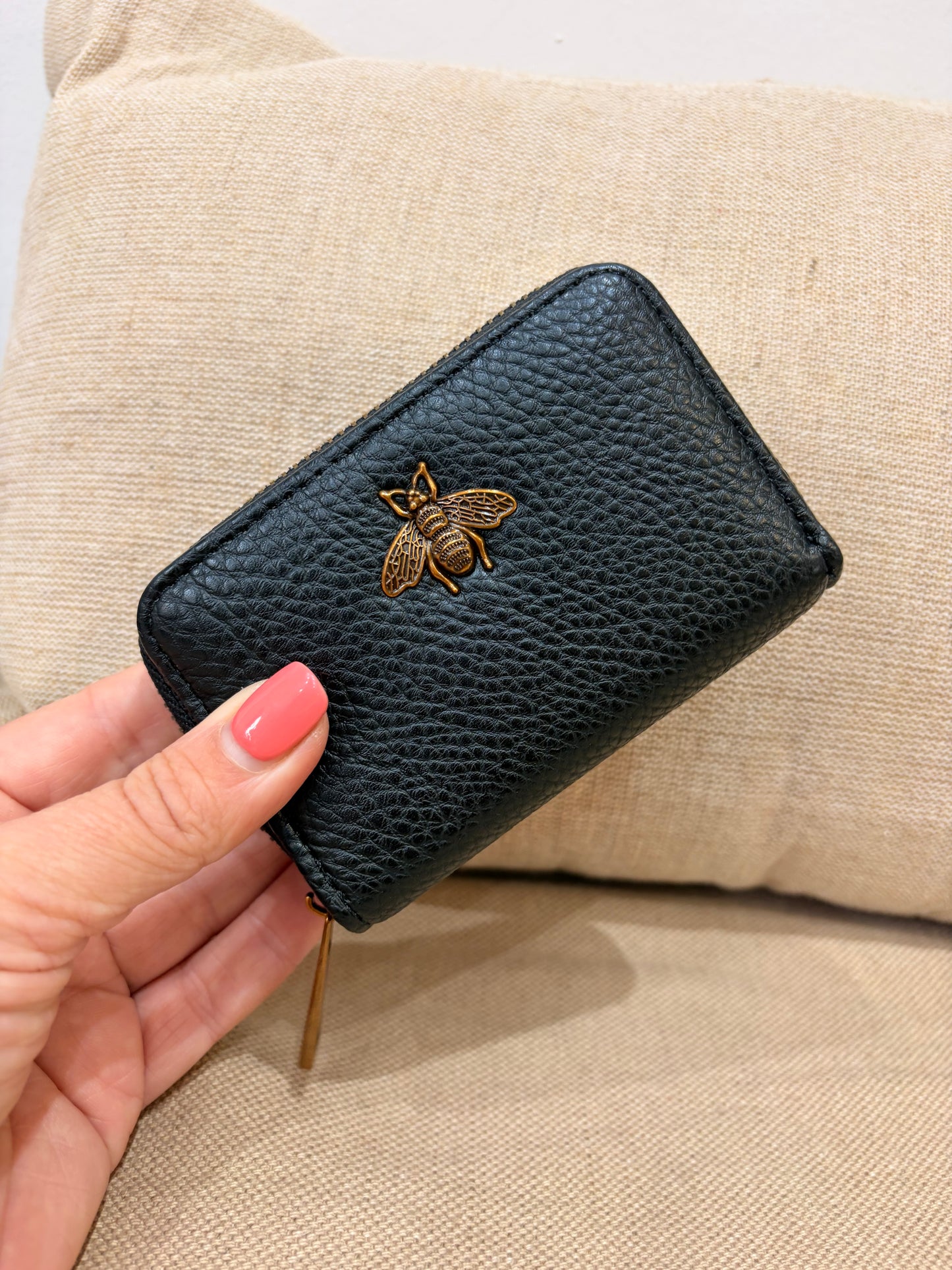 Bee Cardholder - Black