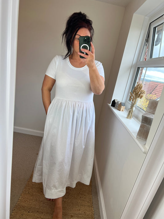 Fit & Flare Midi Dress with Pockets - White