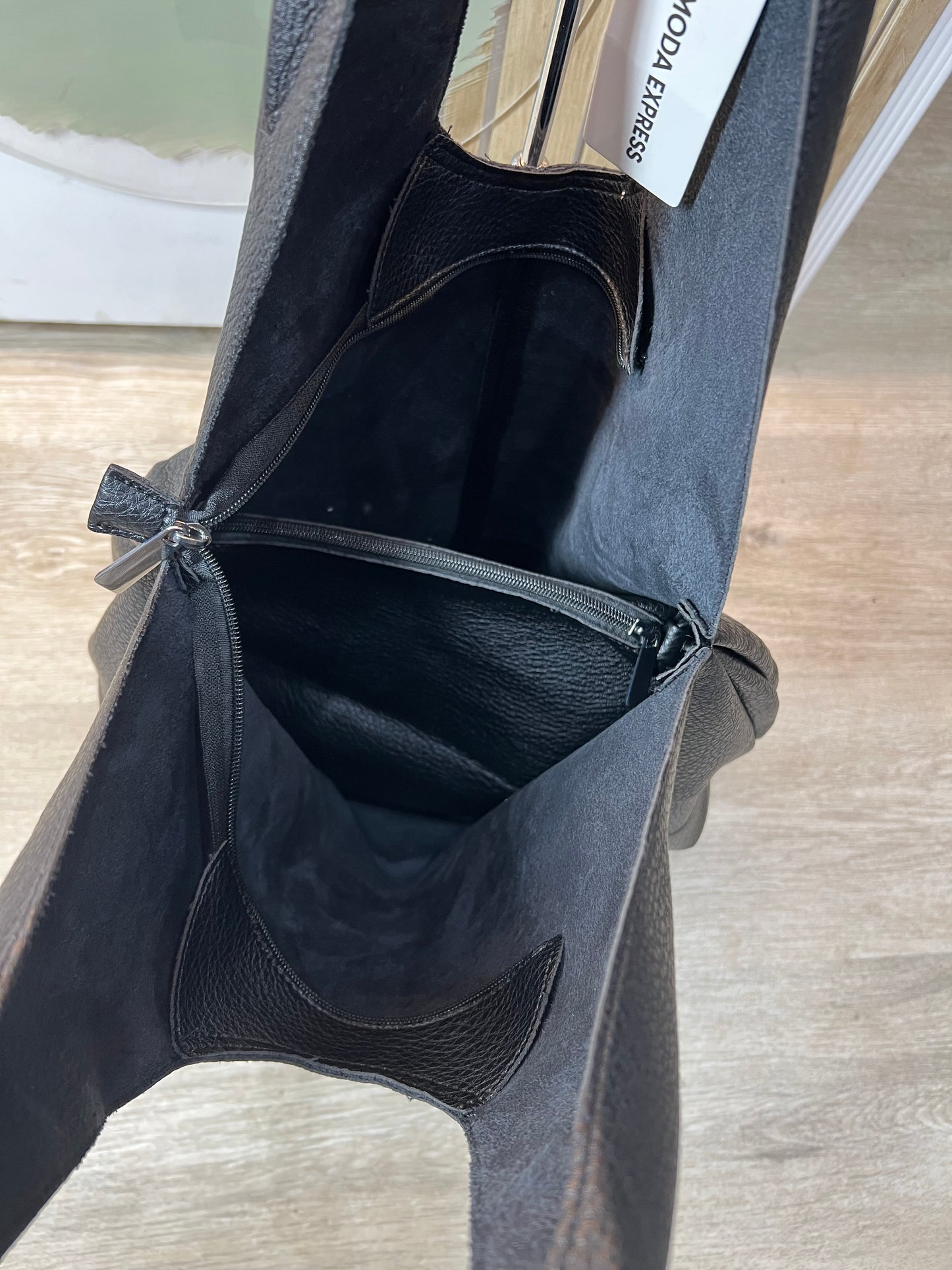 Slouch Hobo Bag - Black