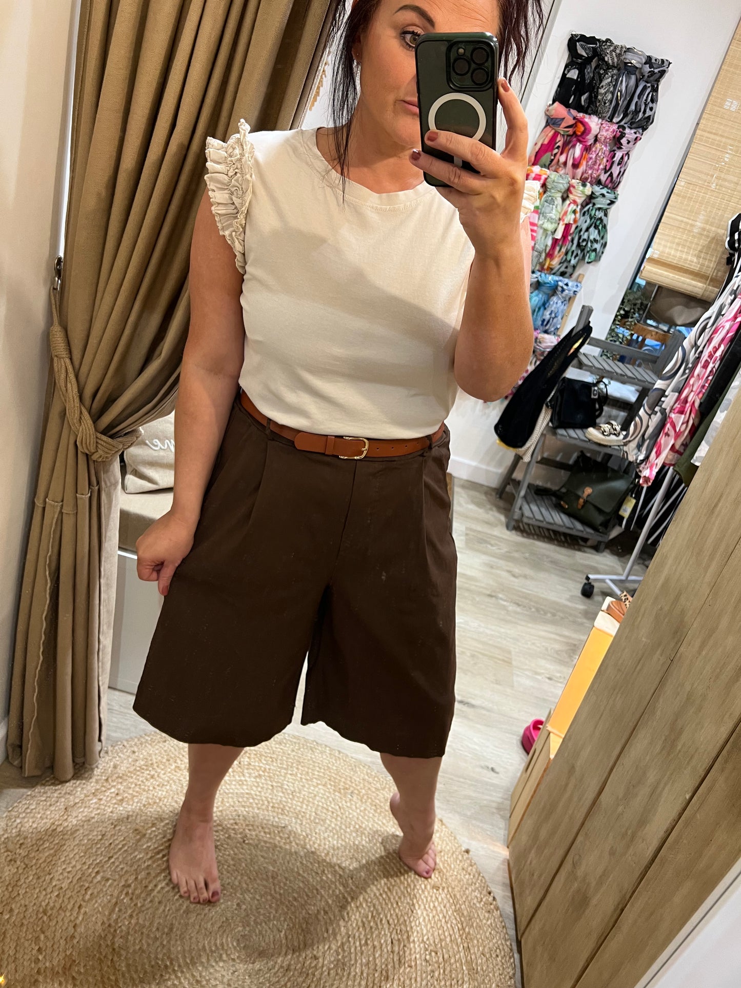 Magic Bermuda Shorts - Chocolate