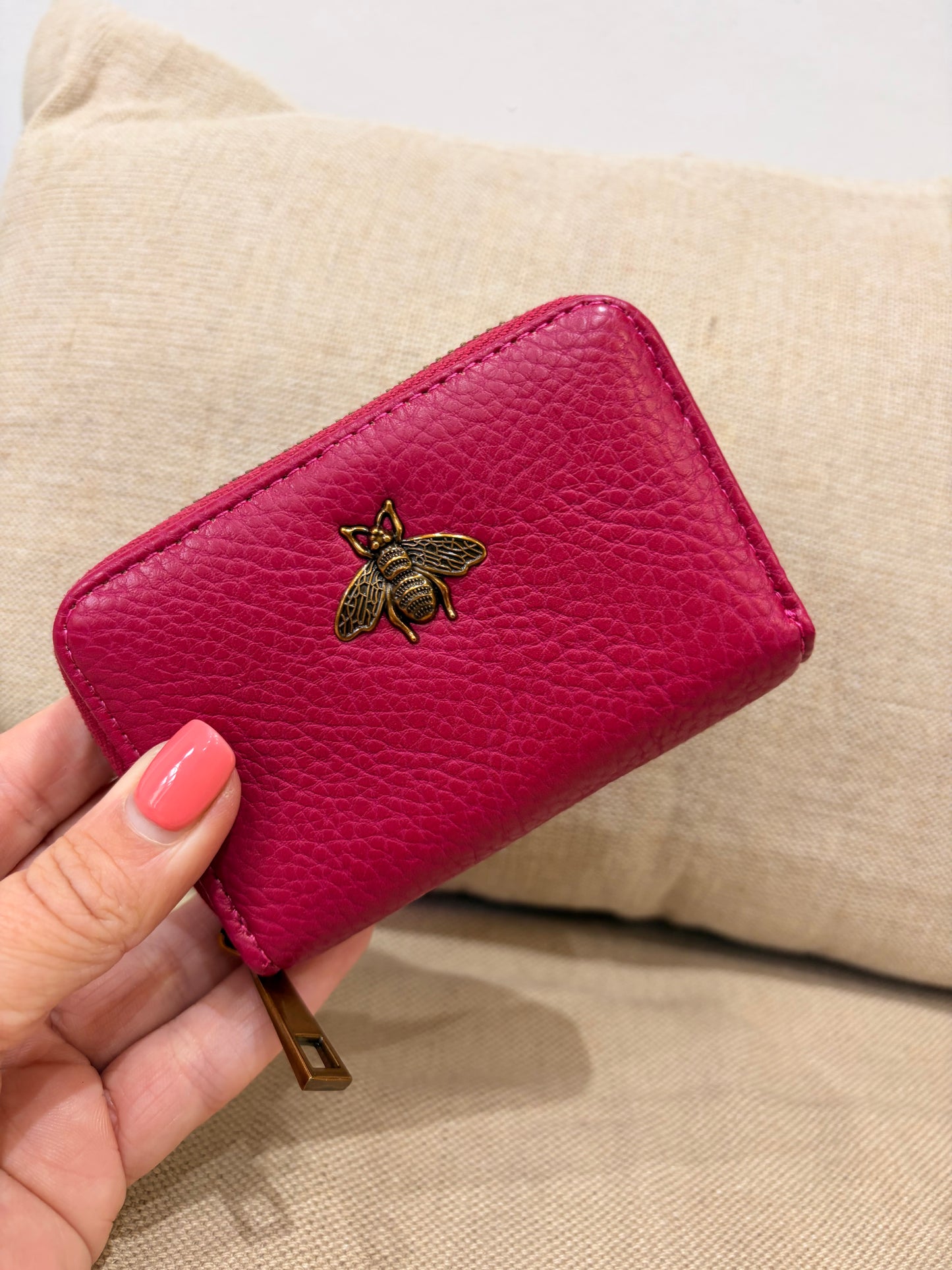 Bee Cardholder - Fuchsia