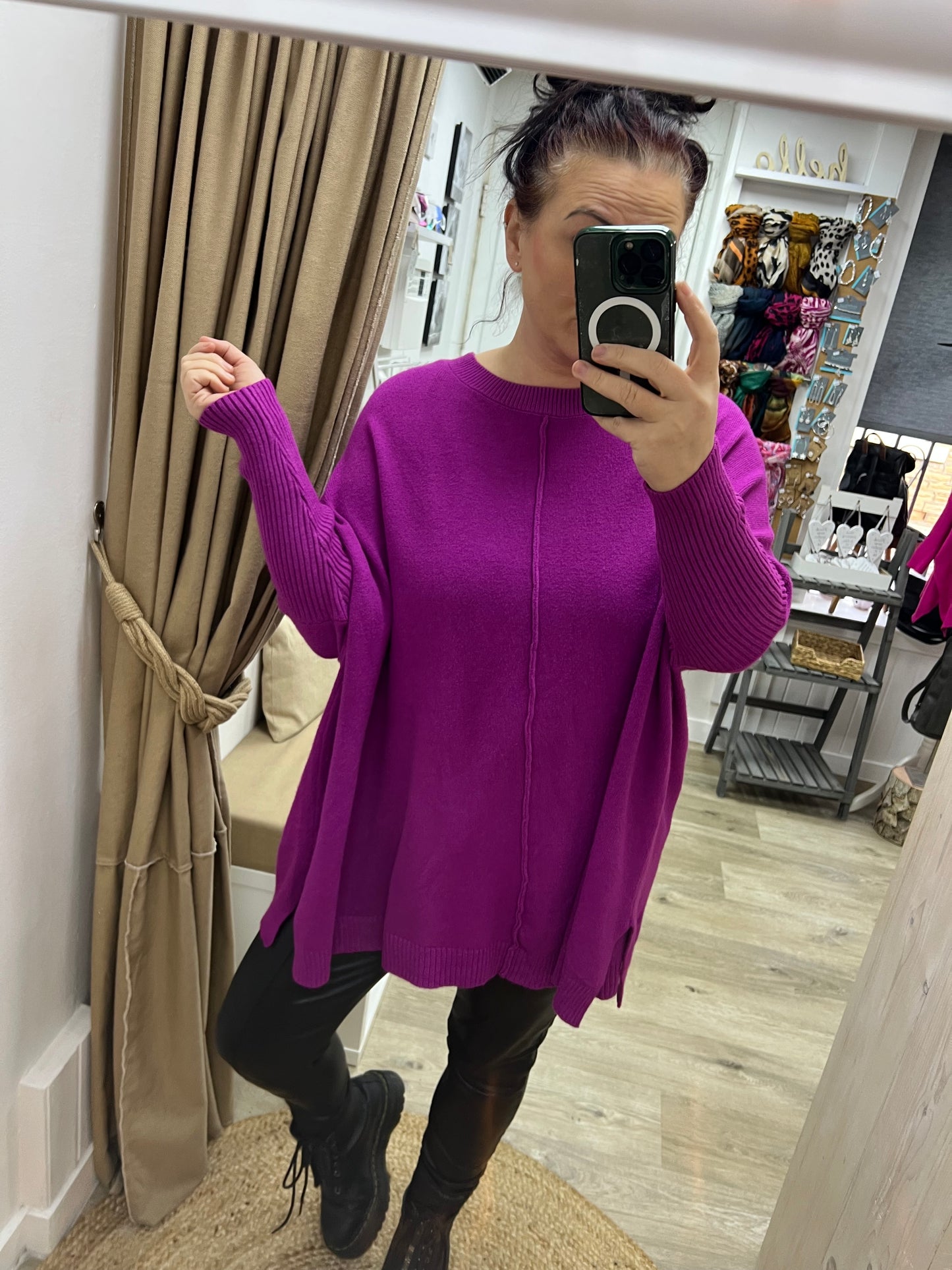 Round Neck Jumper - Magenta