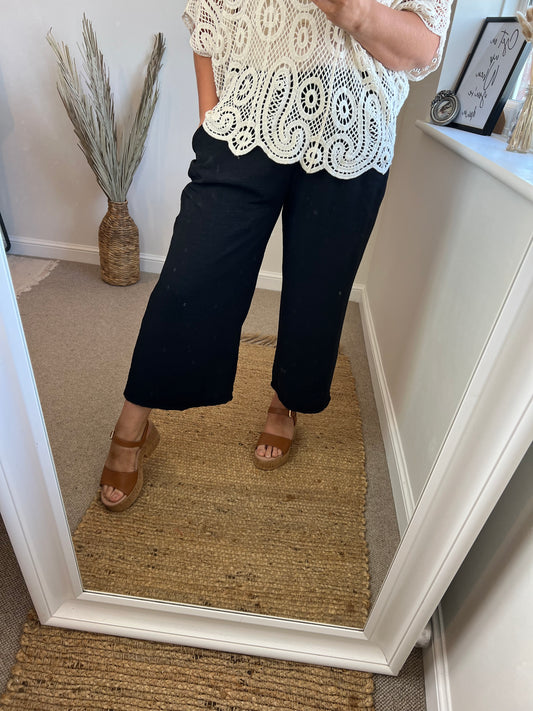 Cropped Wide Leg Trousers - Black