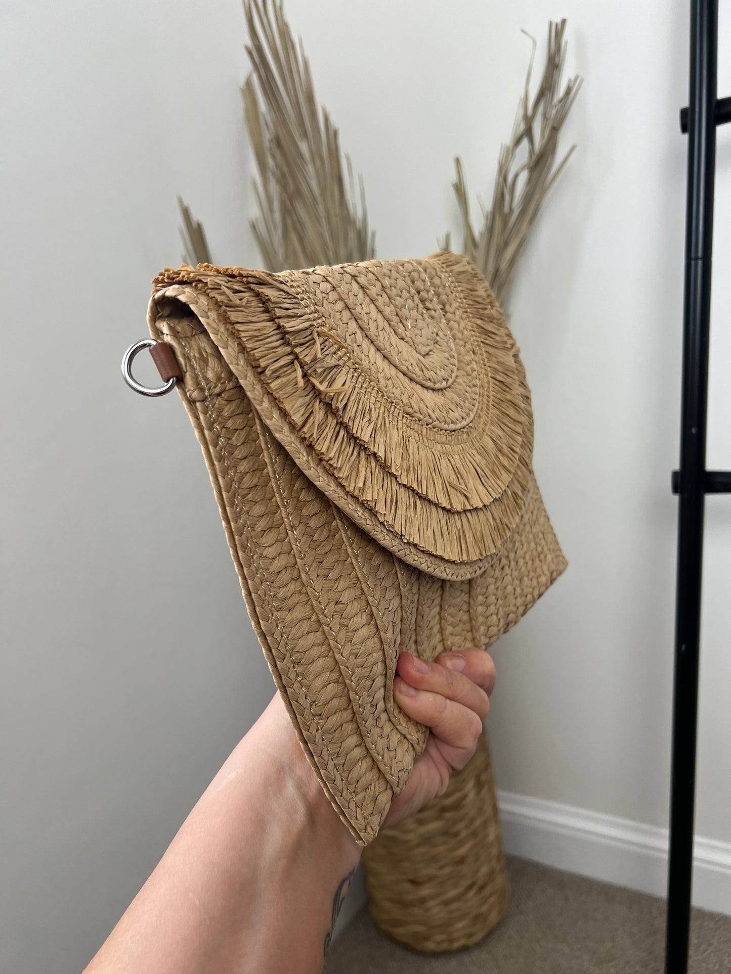 Straw Bag (Clutch/Crossbody) - Beige