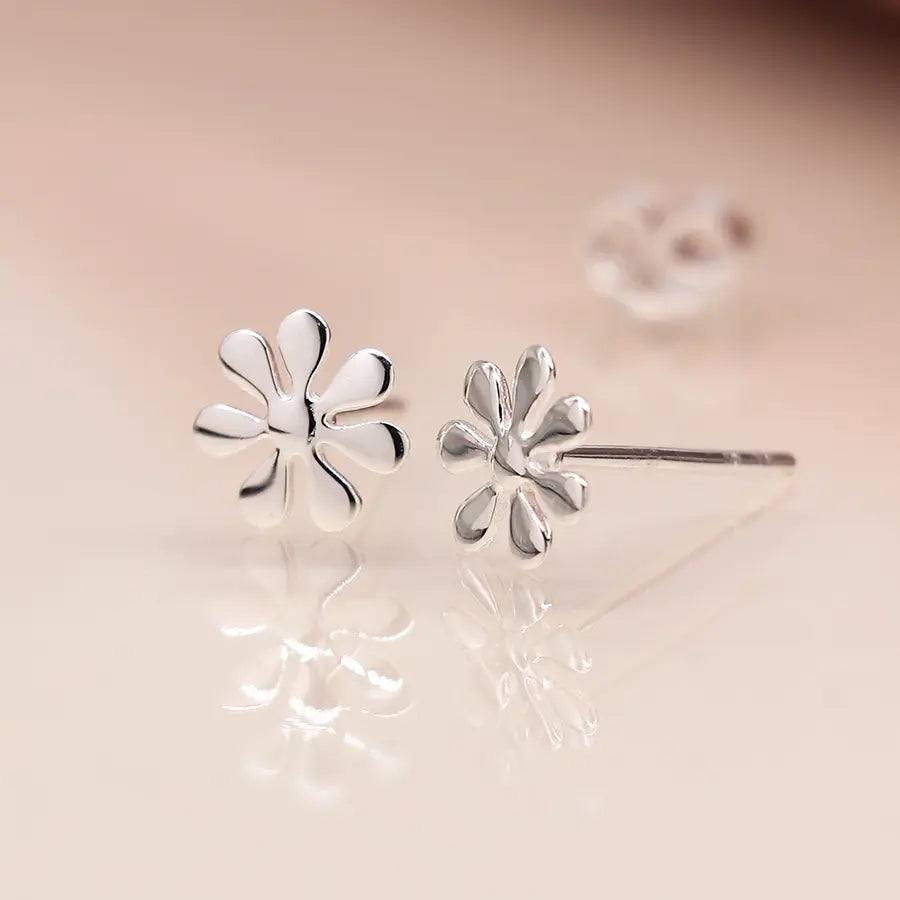 Peace of Mind - Sterling Silver Daisy Stud Earrings