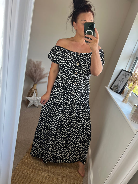 STEVIE Maxi Button Dress with Pockets - Black/White