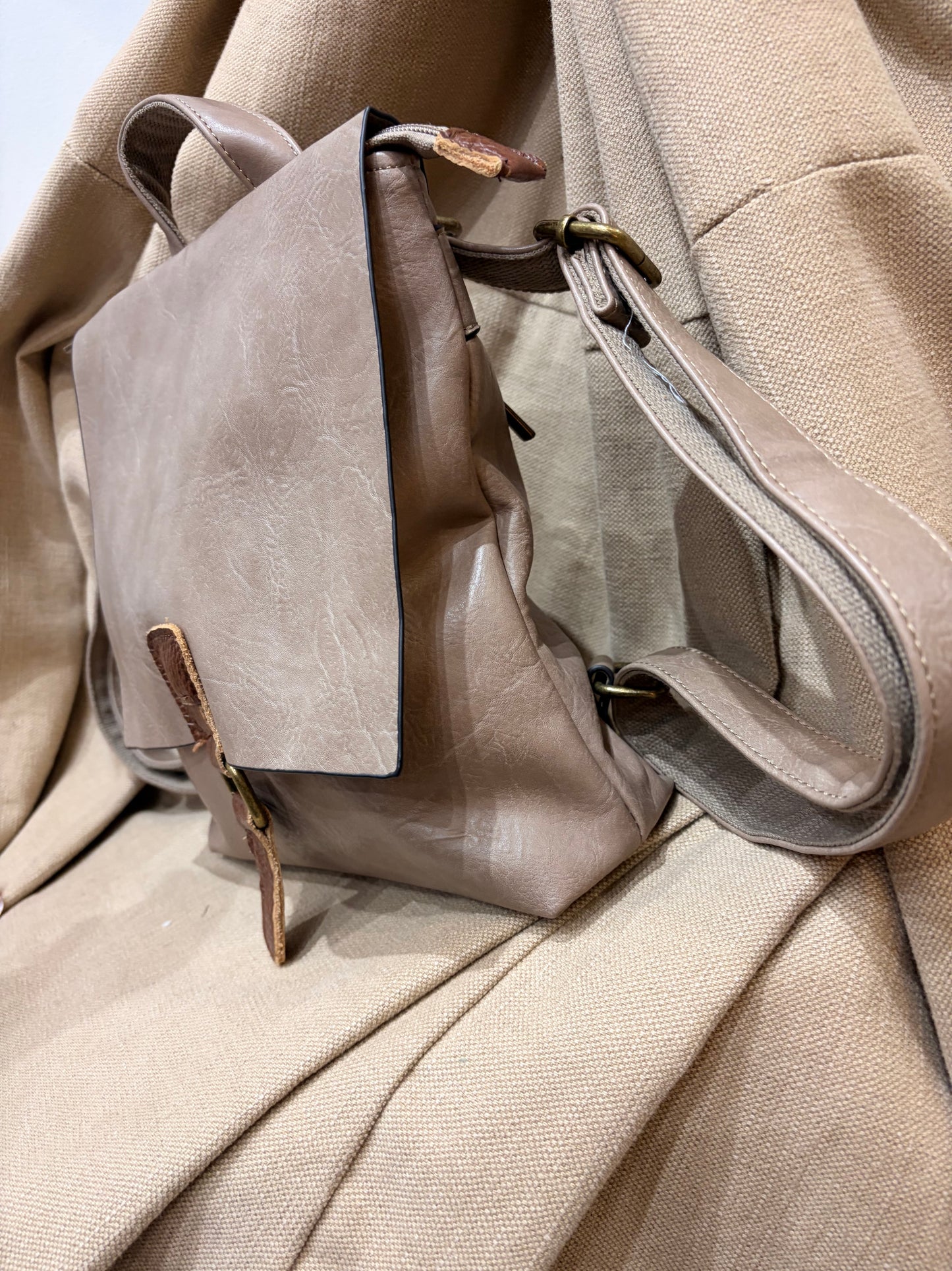 Small Rucksack - Mud