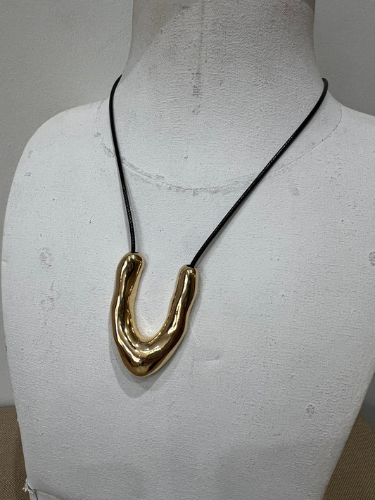 Necklace - Gold