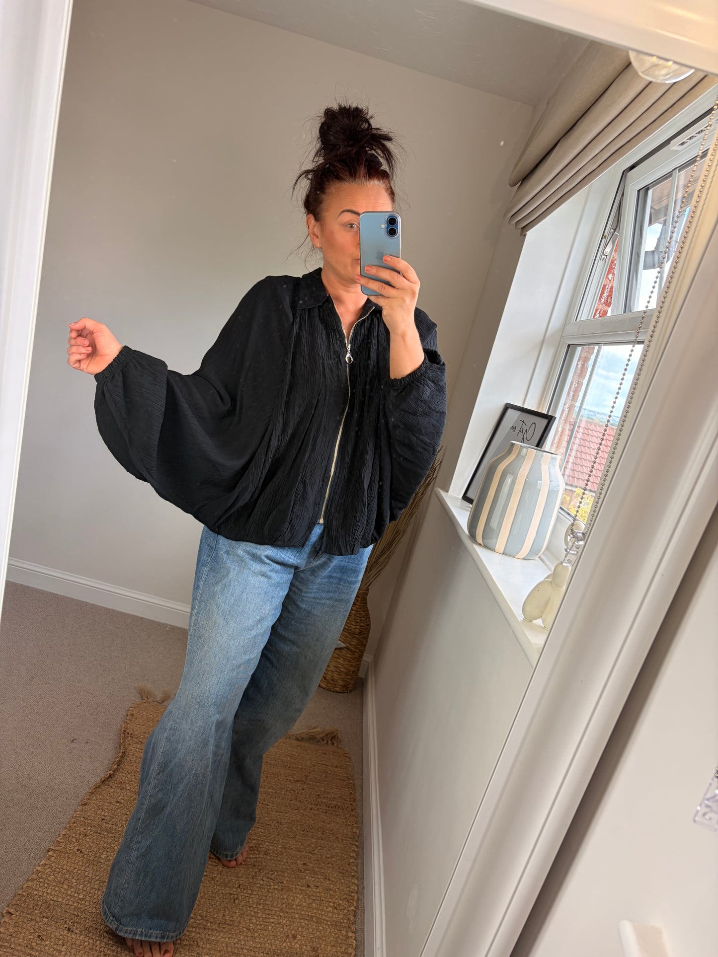 Crinkle Puff Jacket - Black
