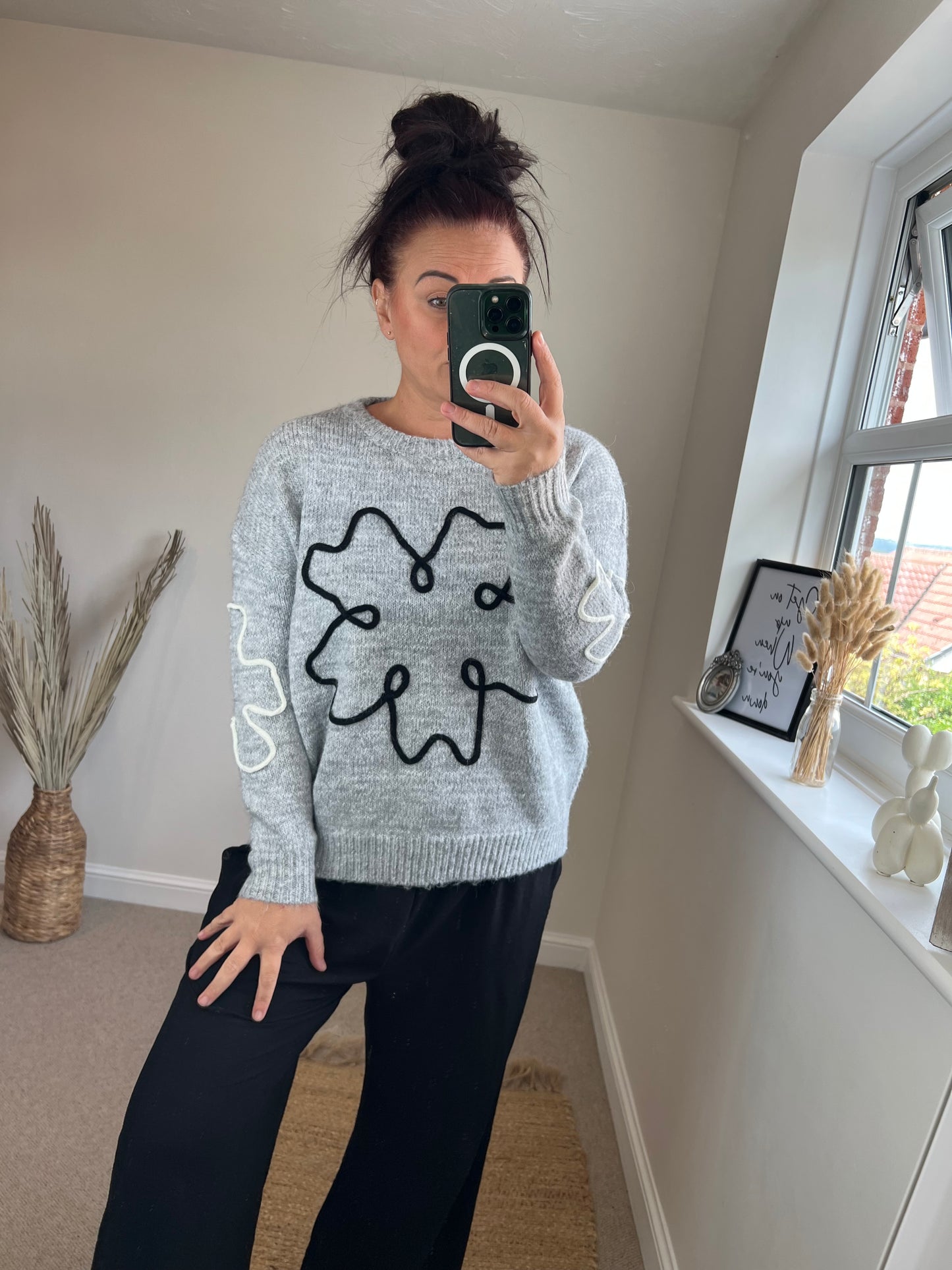 Flower Chunky Jumper - Grey