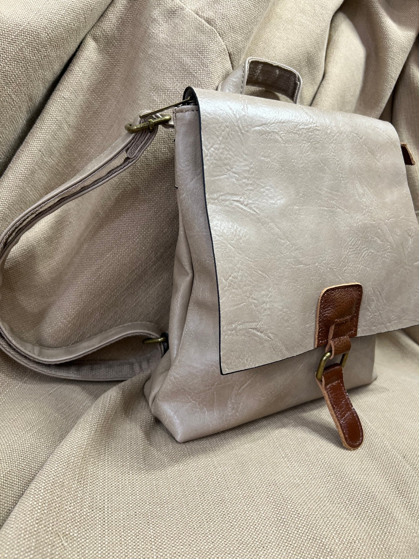 Small Rucksack - Beige