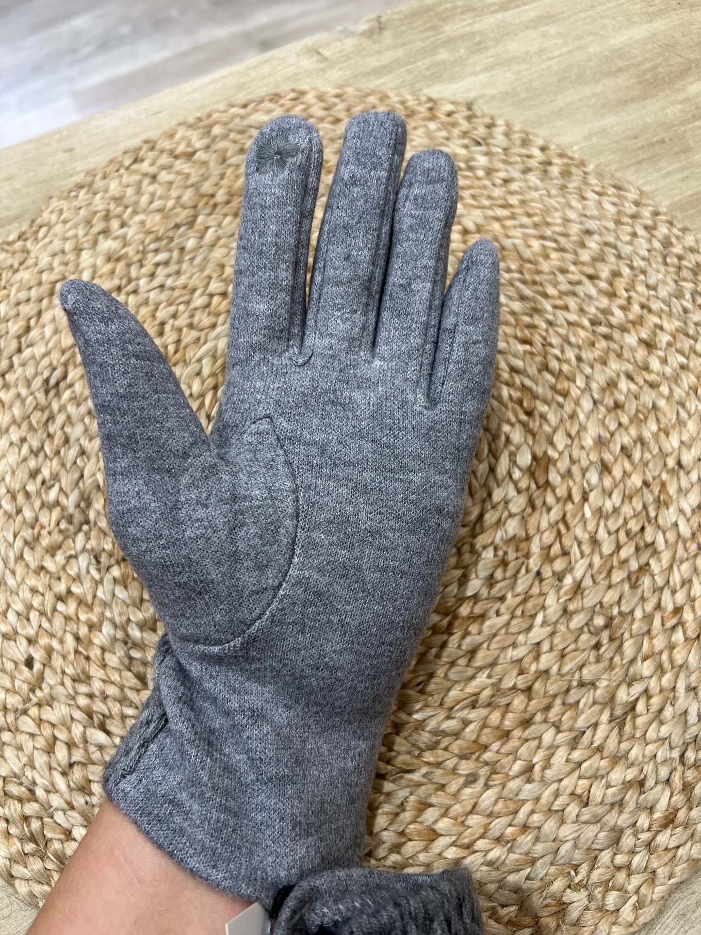 Cable Gloves with Touch Screen Finger - Grey