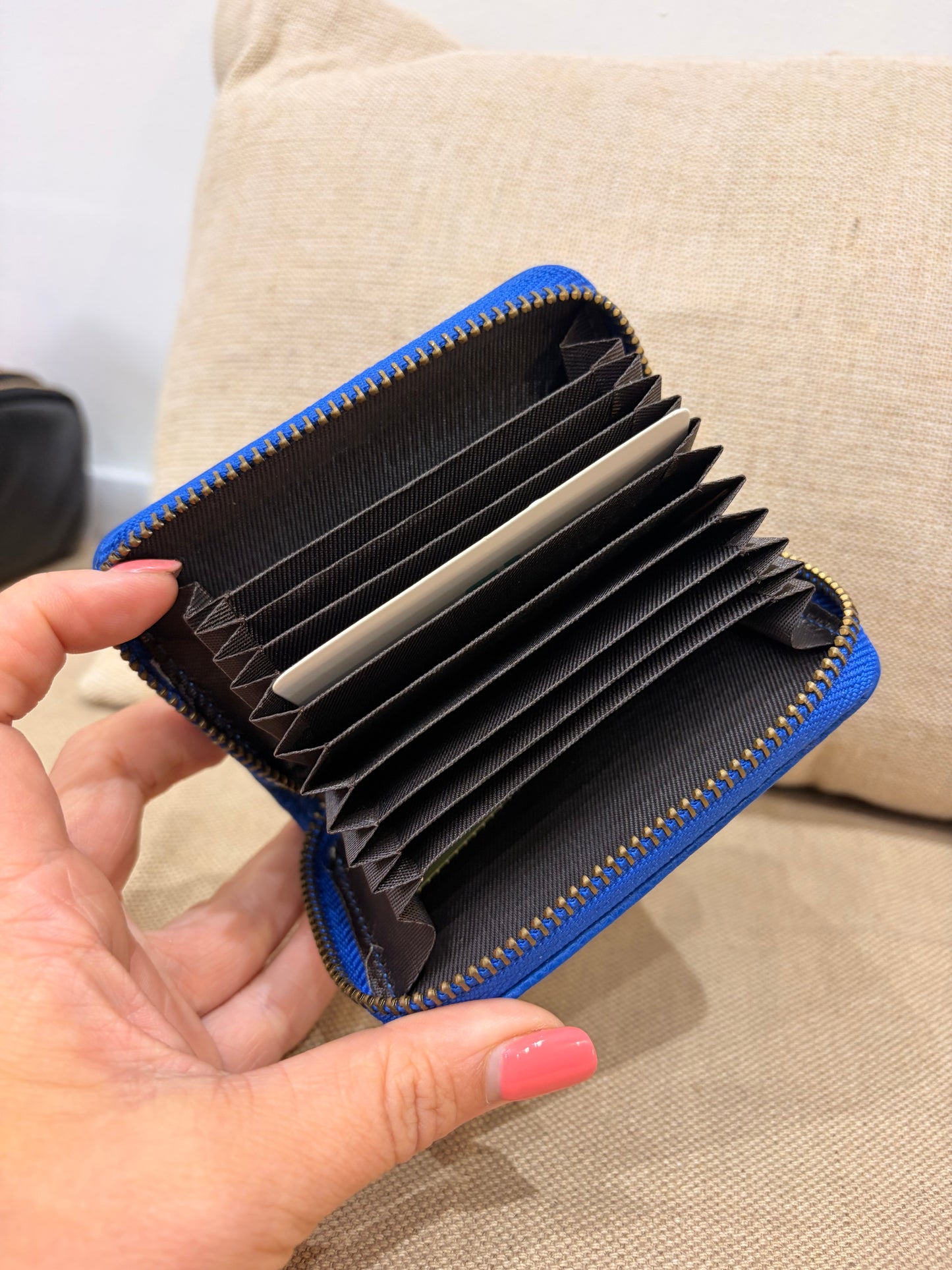 Bee Cardholder - Cobalt