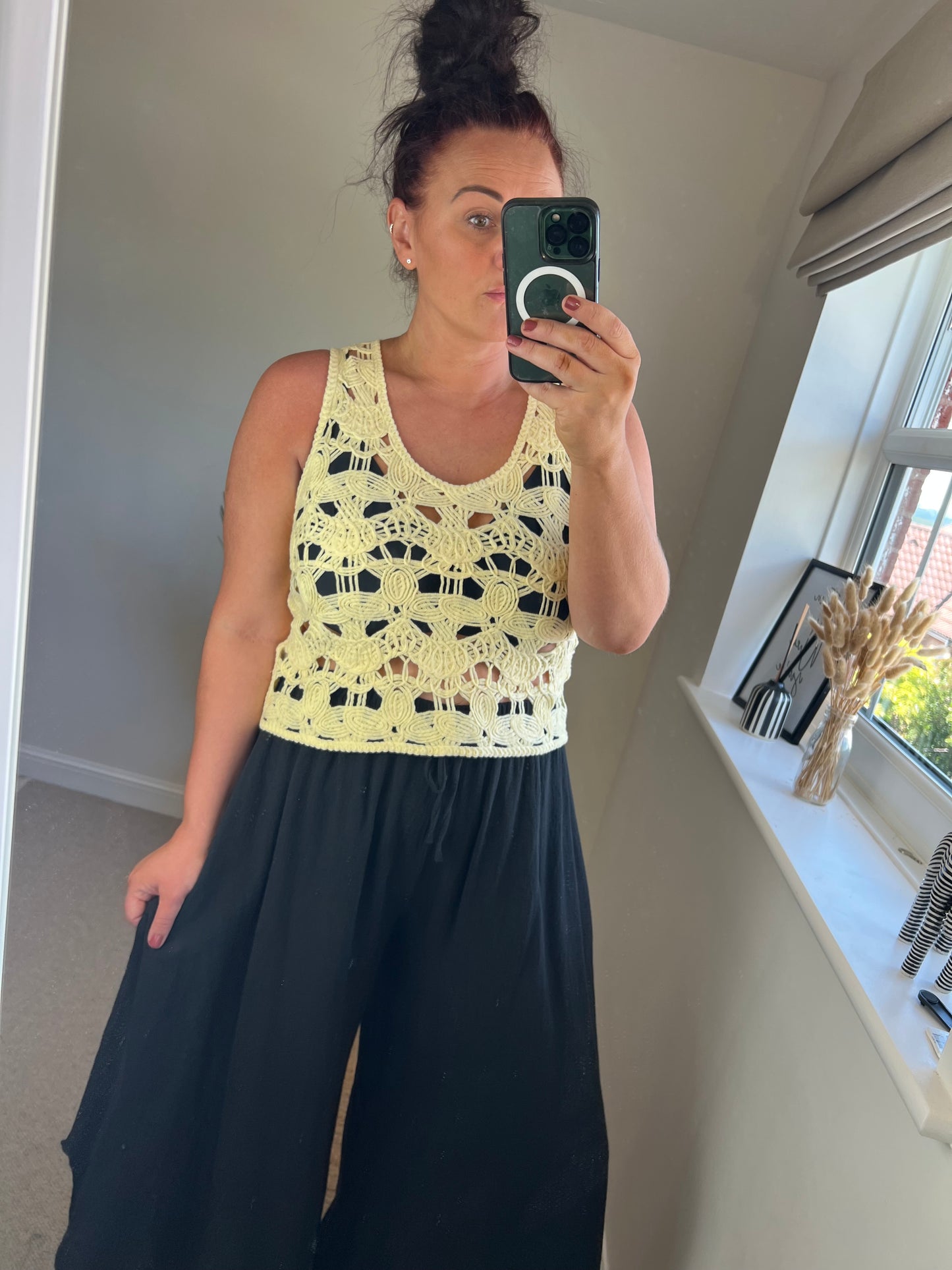 Crochet Cropped Vest - Lemon