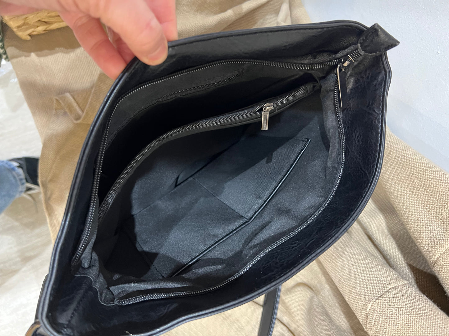 Crossbody Bag - Black