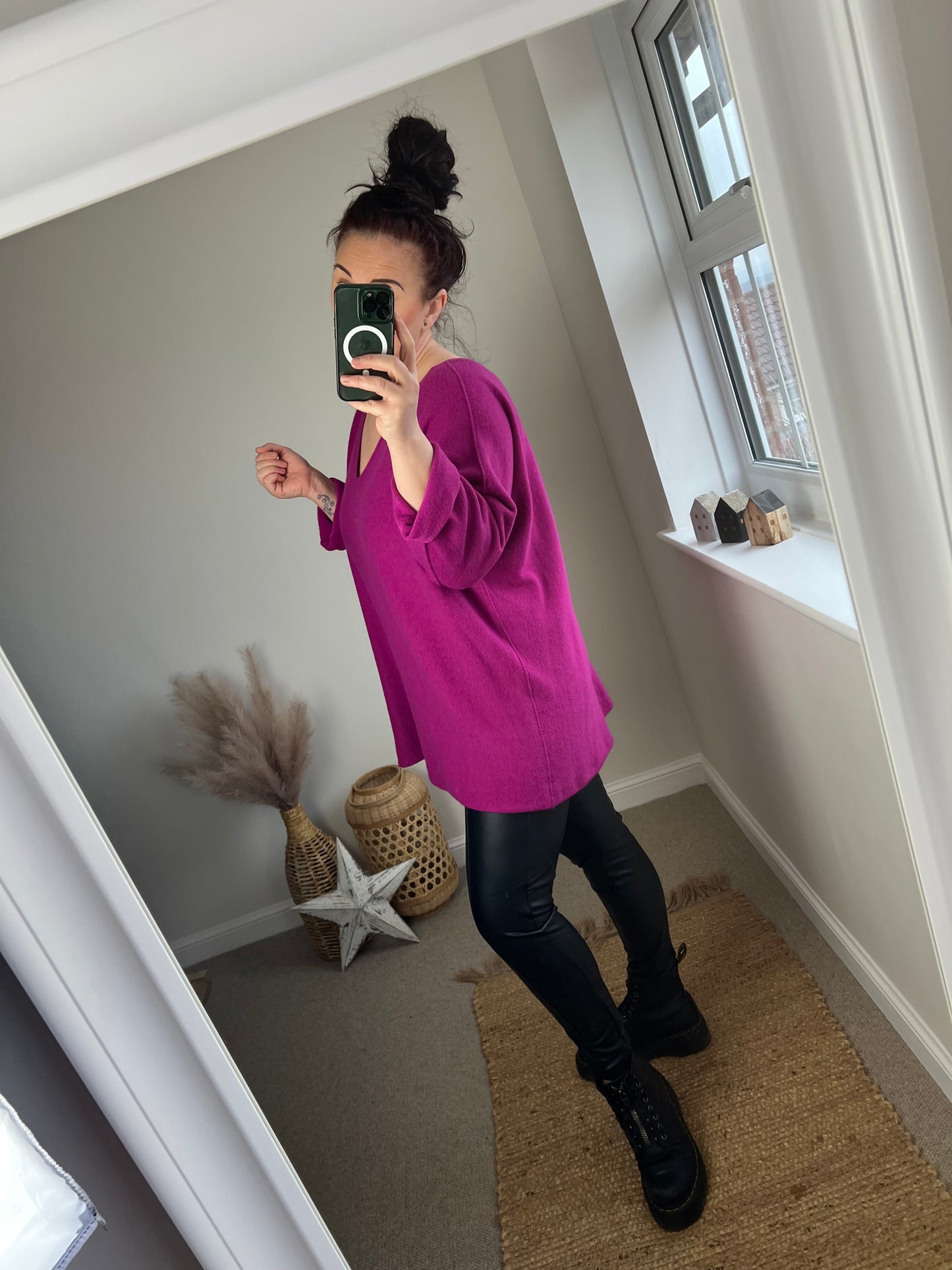 Soft Knit V Jumper - Magenta