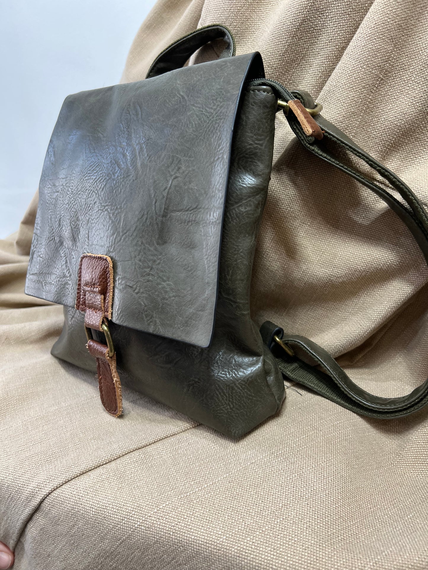 Small Rucksack - Khaki