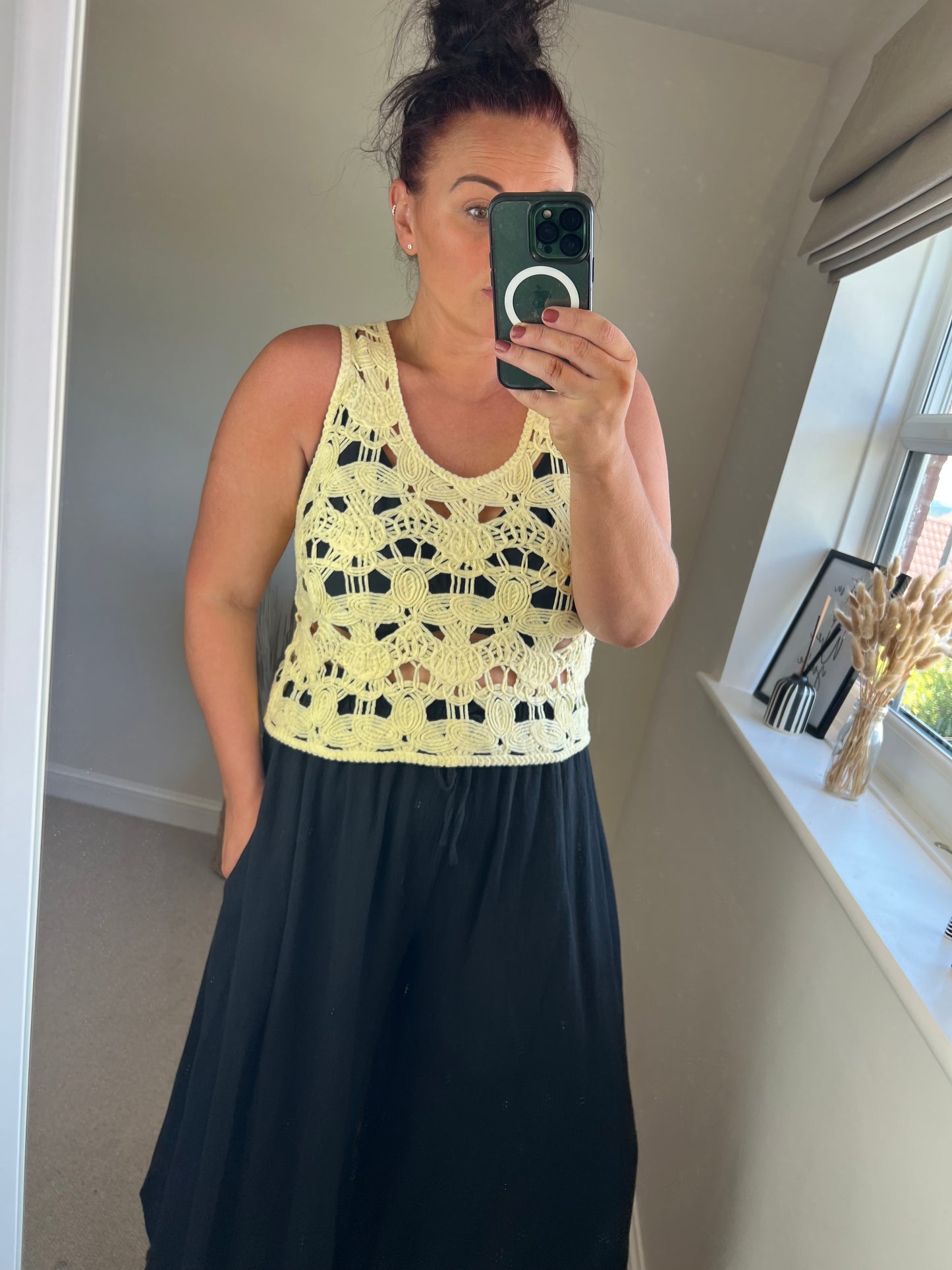 Crochet Cropped Vest - Lemon