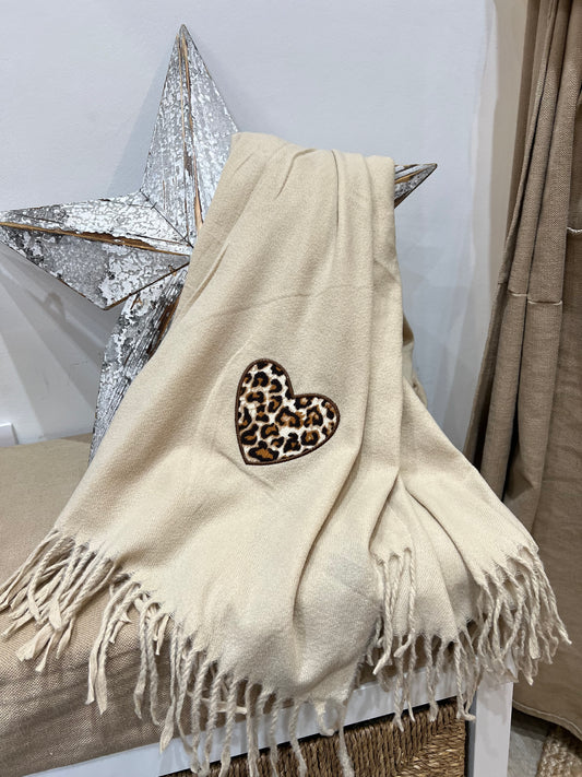 Medium Scarf - Leopard Heart Beige
