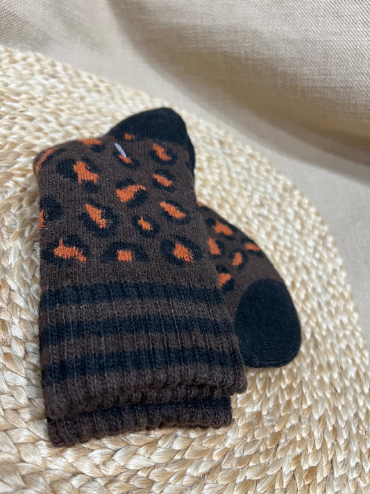 Cashmere Blend Cuffed Socks - Brown