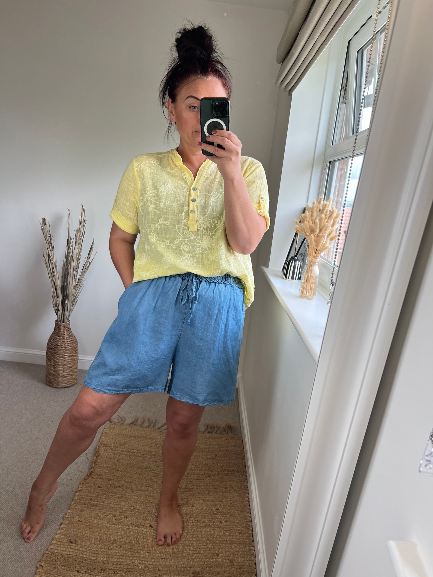 Denim Shorts - Mid